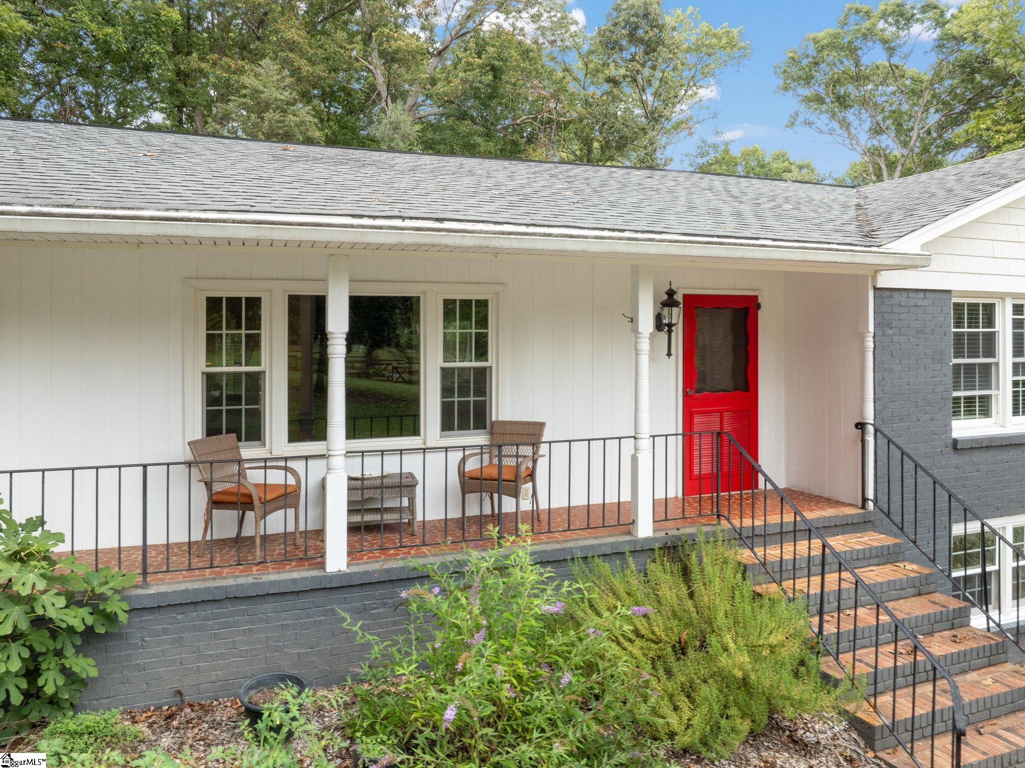 151 Hammond Drive Taylors, SC 29687