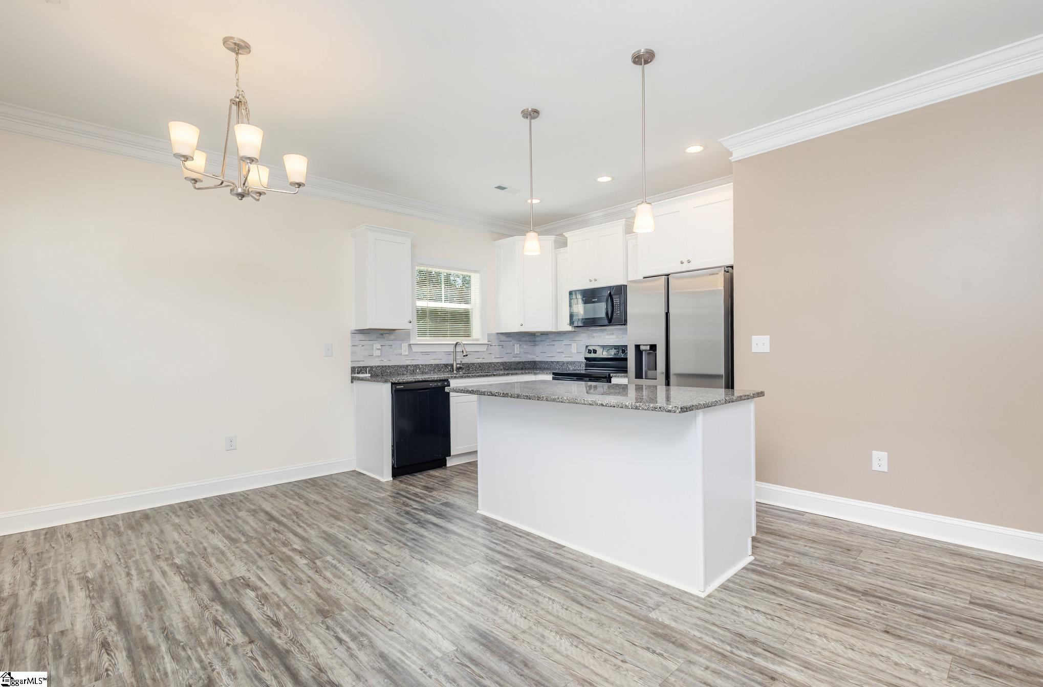 3 W 1st Street Williamston, SC 29697