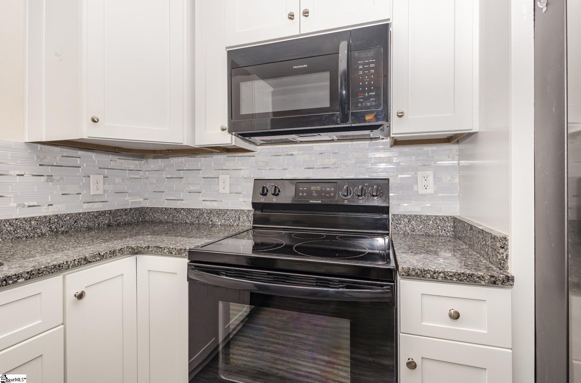 3 W 1st Street Williamston, SC 29697
