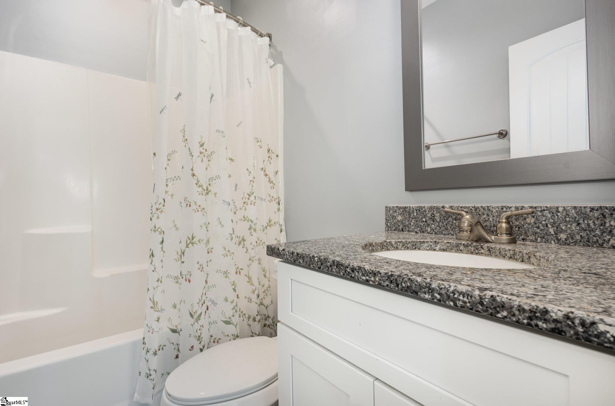 3 W 1st Street Williamston, SC 29697