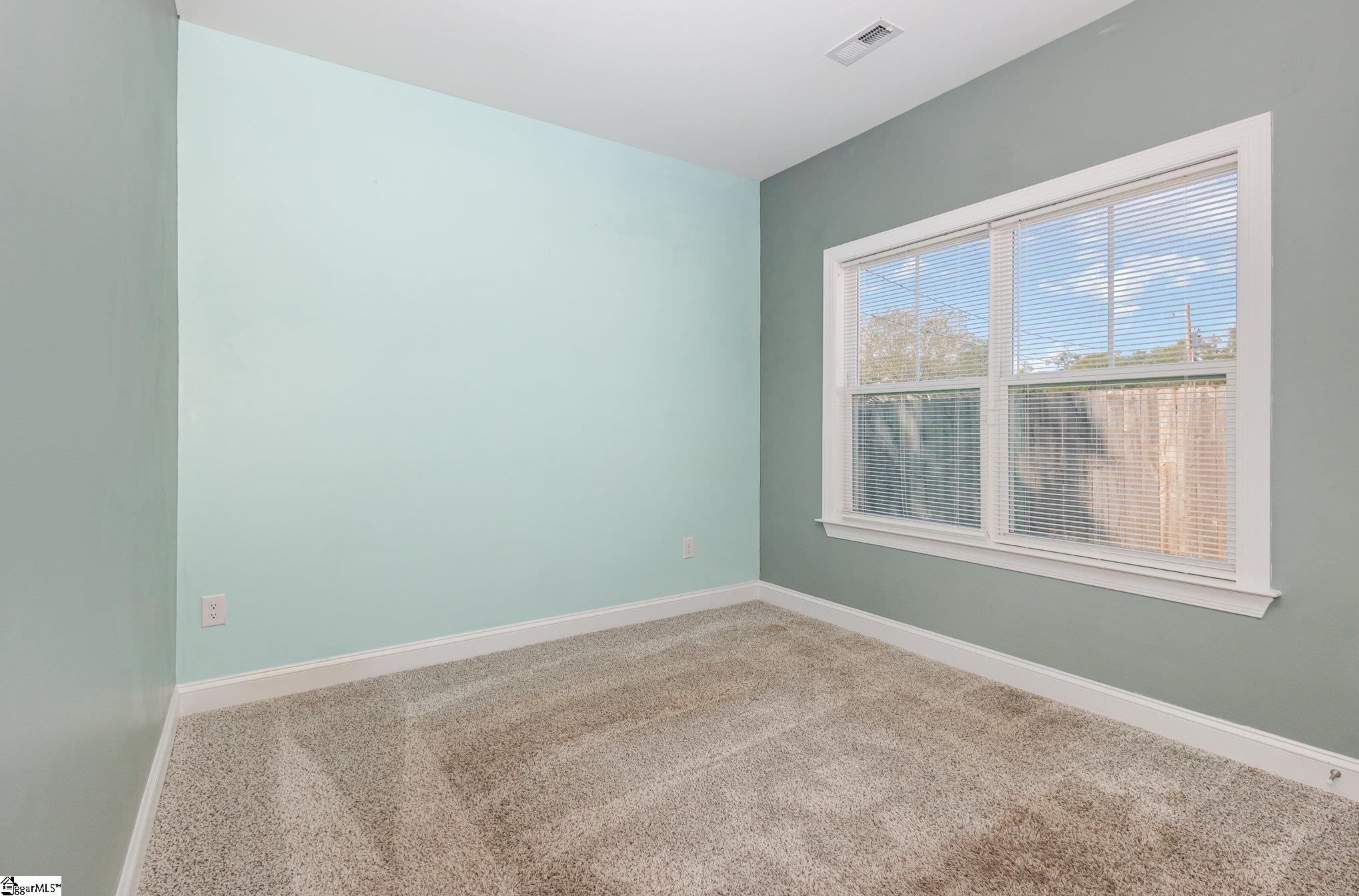 3 W 1st Street Williamston, SC 29697
