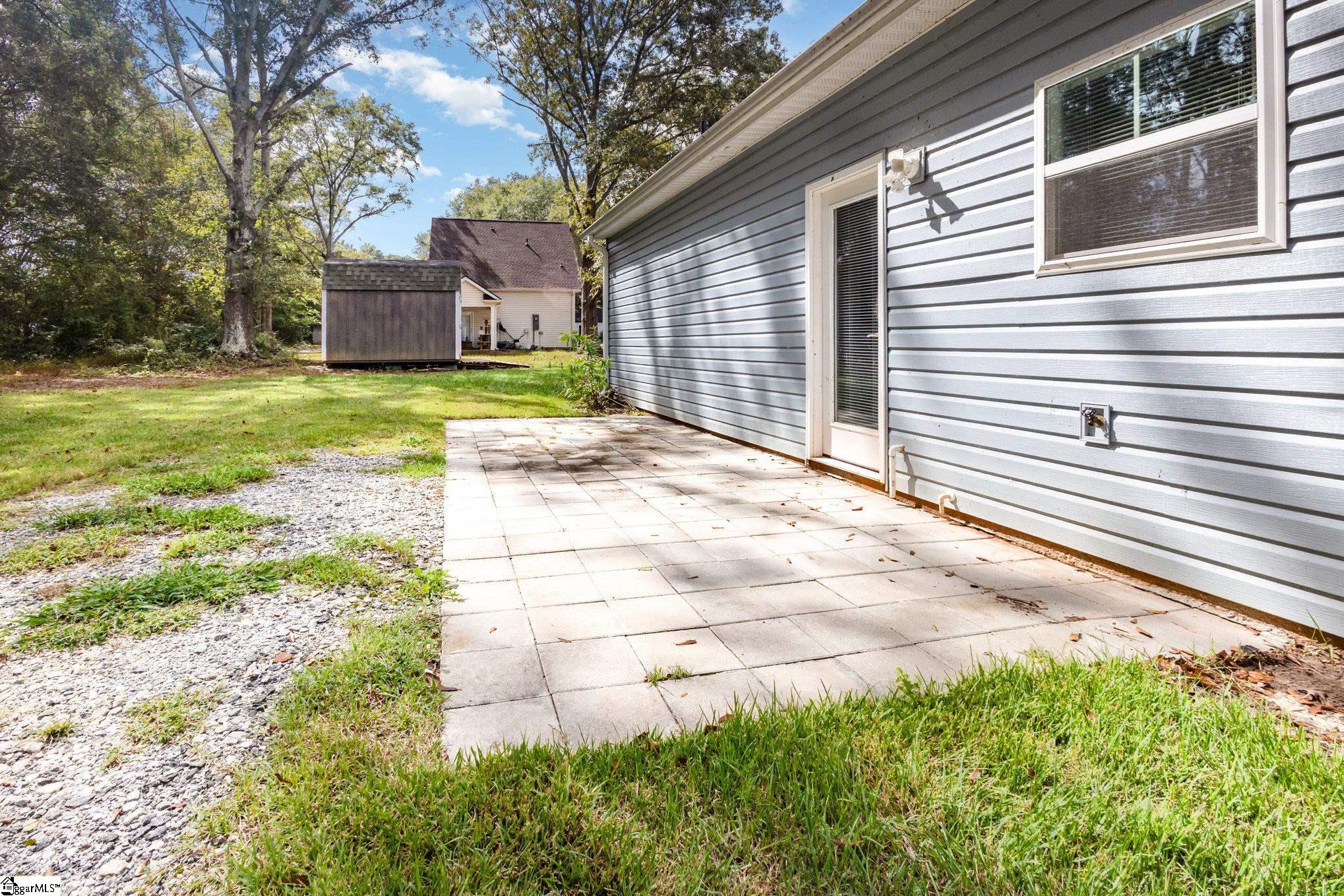 3 W 1st Street Williamston, SC 29697