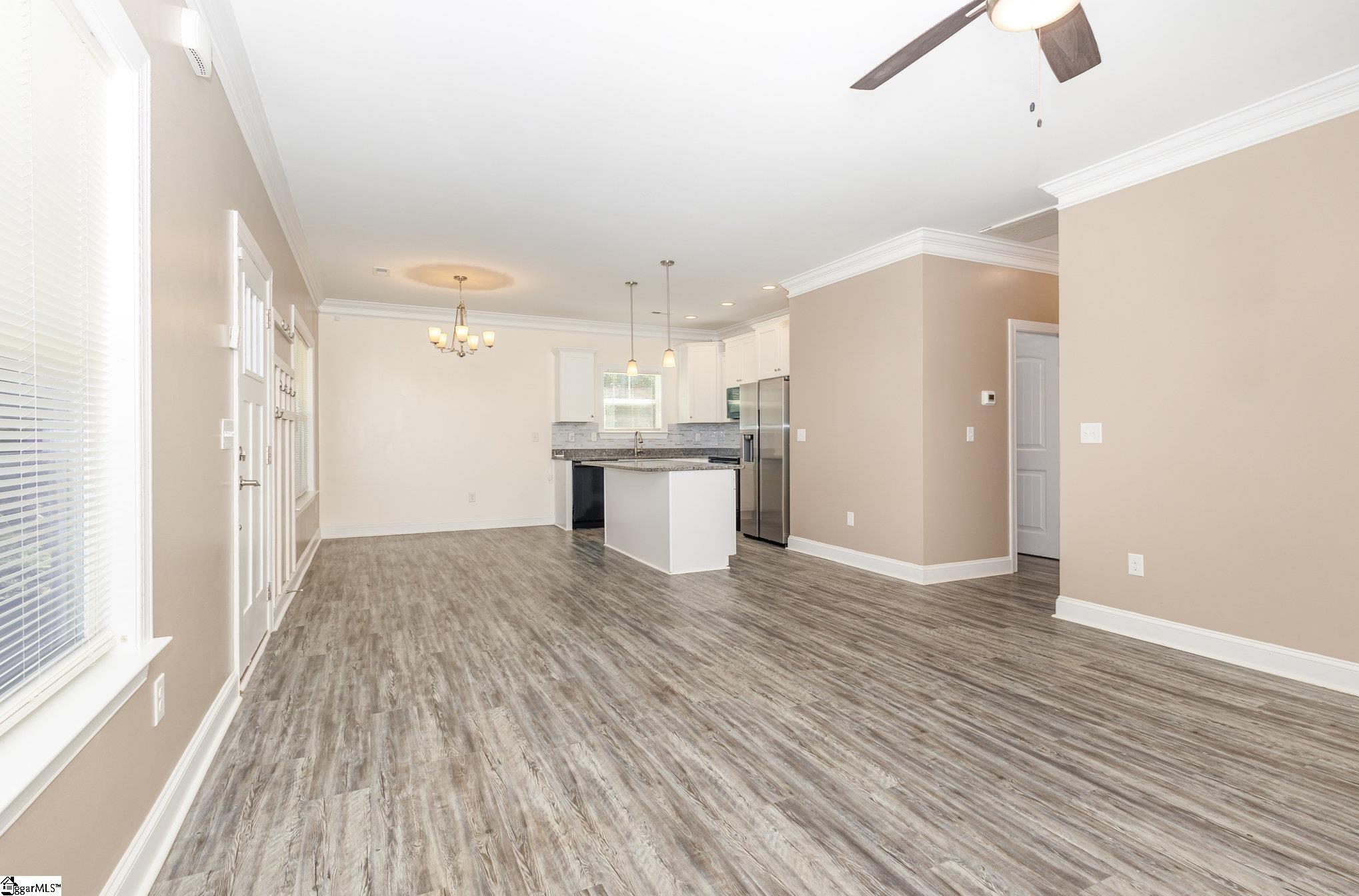 3 W 1st Street Williamston, SC 29697