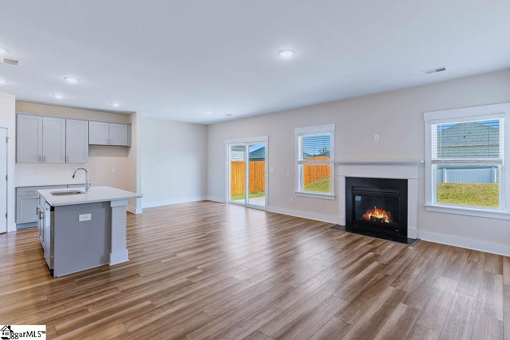 602 Spendid Place Simpsonville, SC 29680