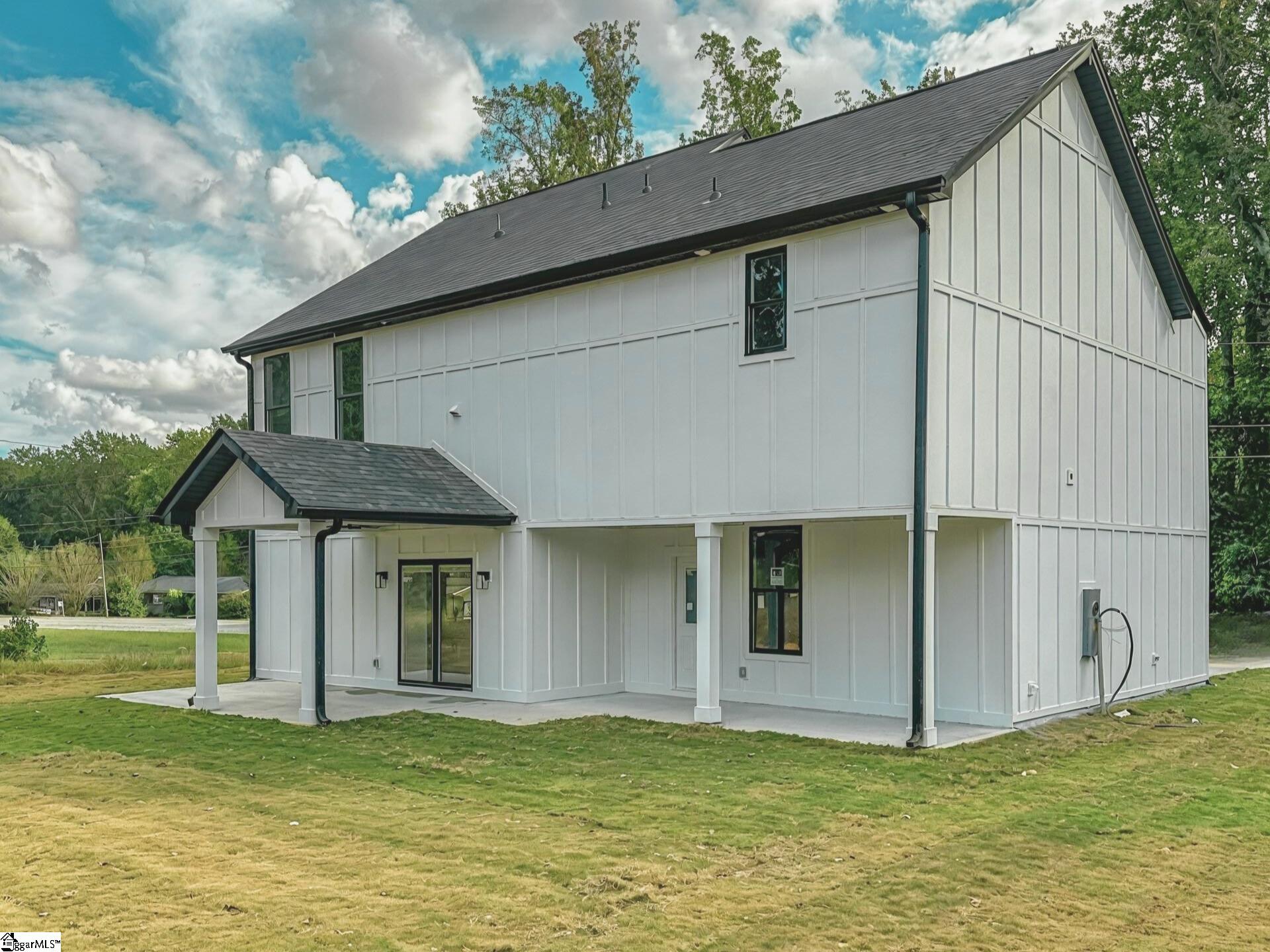 197 Eastbrook Drive Woodruff, SC 29388