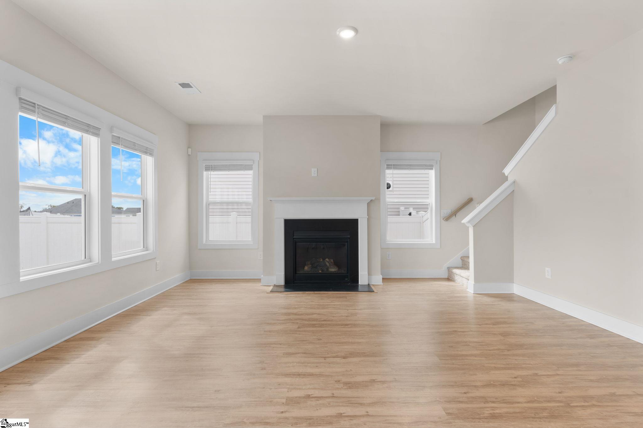 338 Pewter Circle Simpsonville, SC 29680