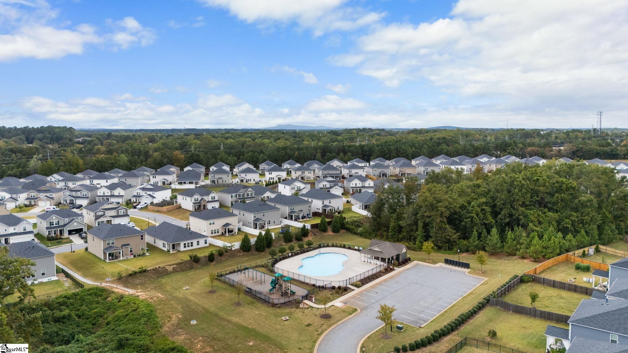 338 Pewter Circle Simpsonville, SC 29680