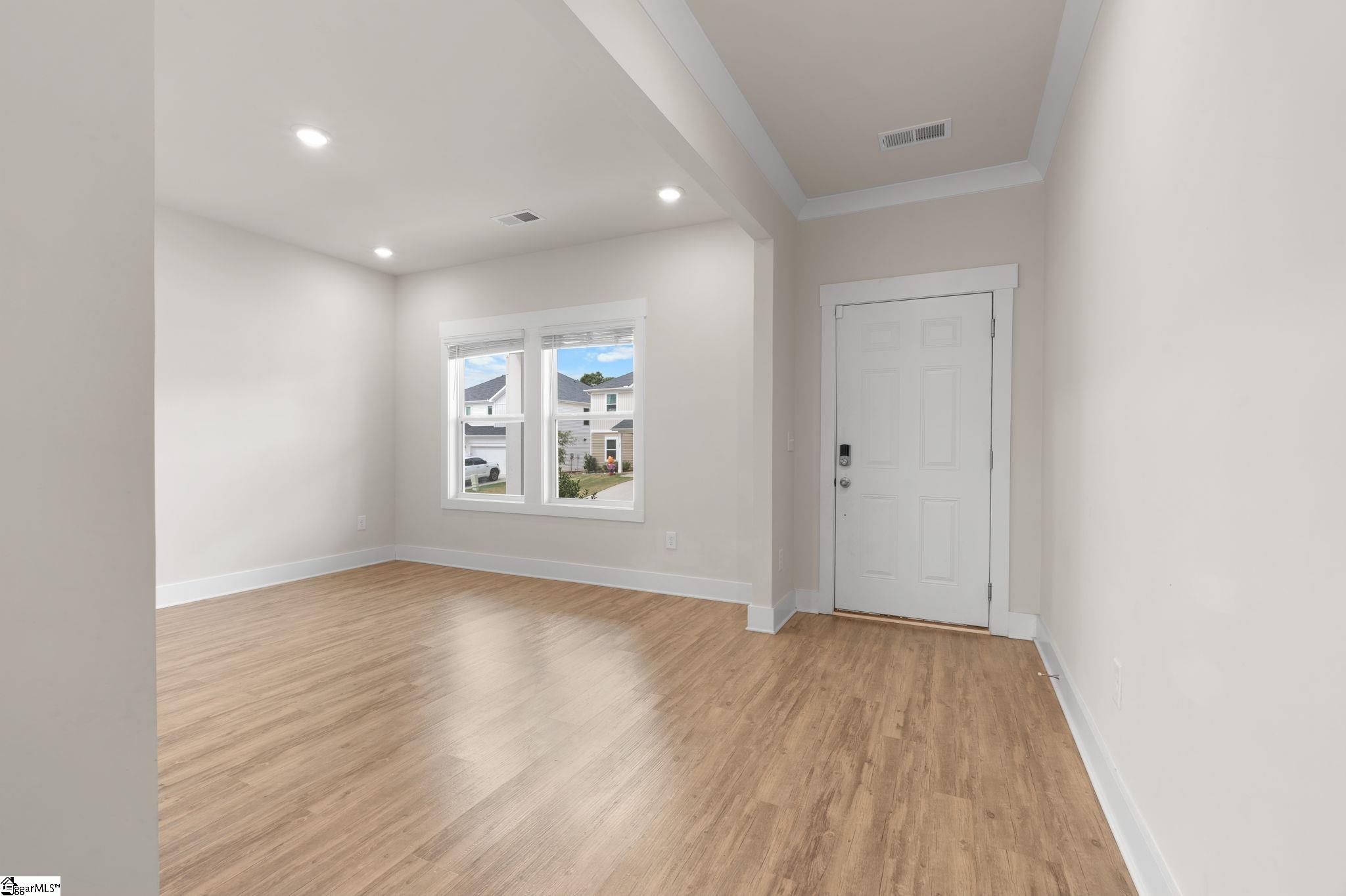 338 Pewter Circle Simpsonville, SC 29680