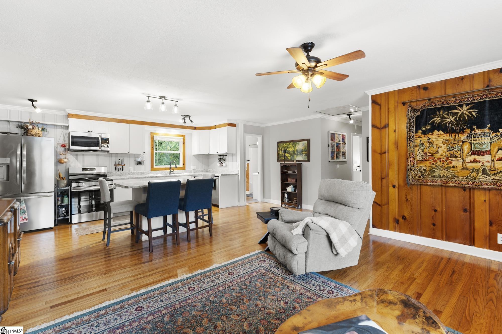 17 Poplar Street Woodruff, SC 29388