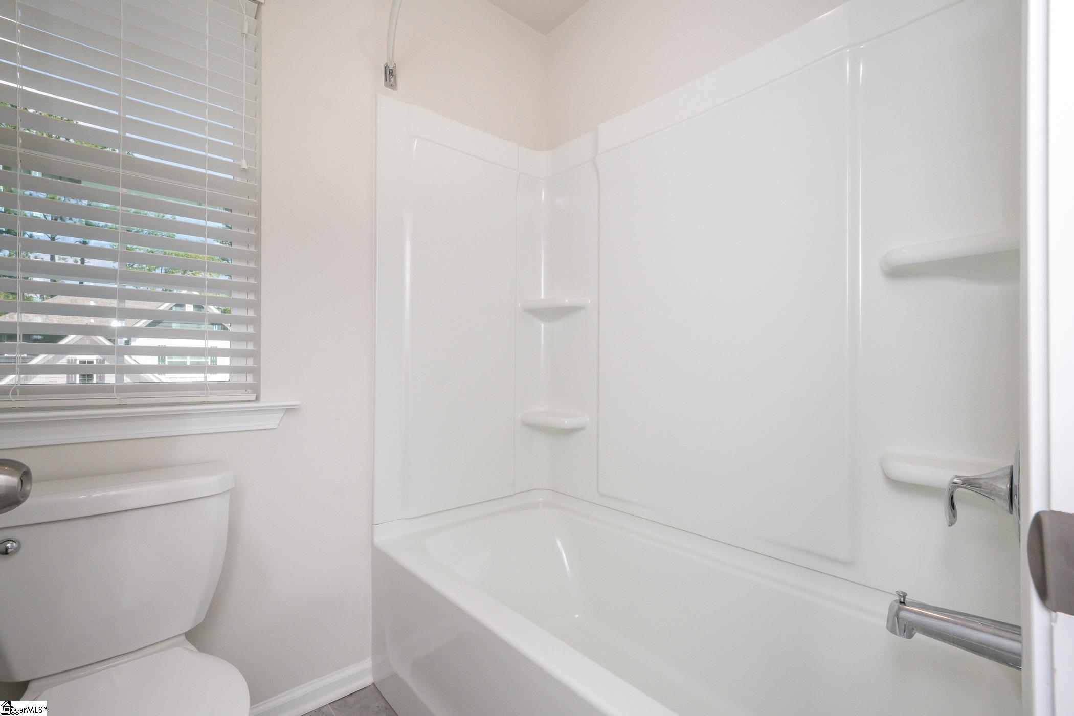 138 Magnolia Street Reidville, SC 29388-9198