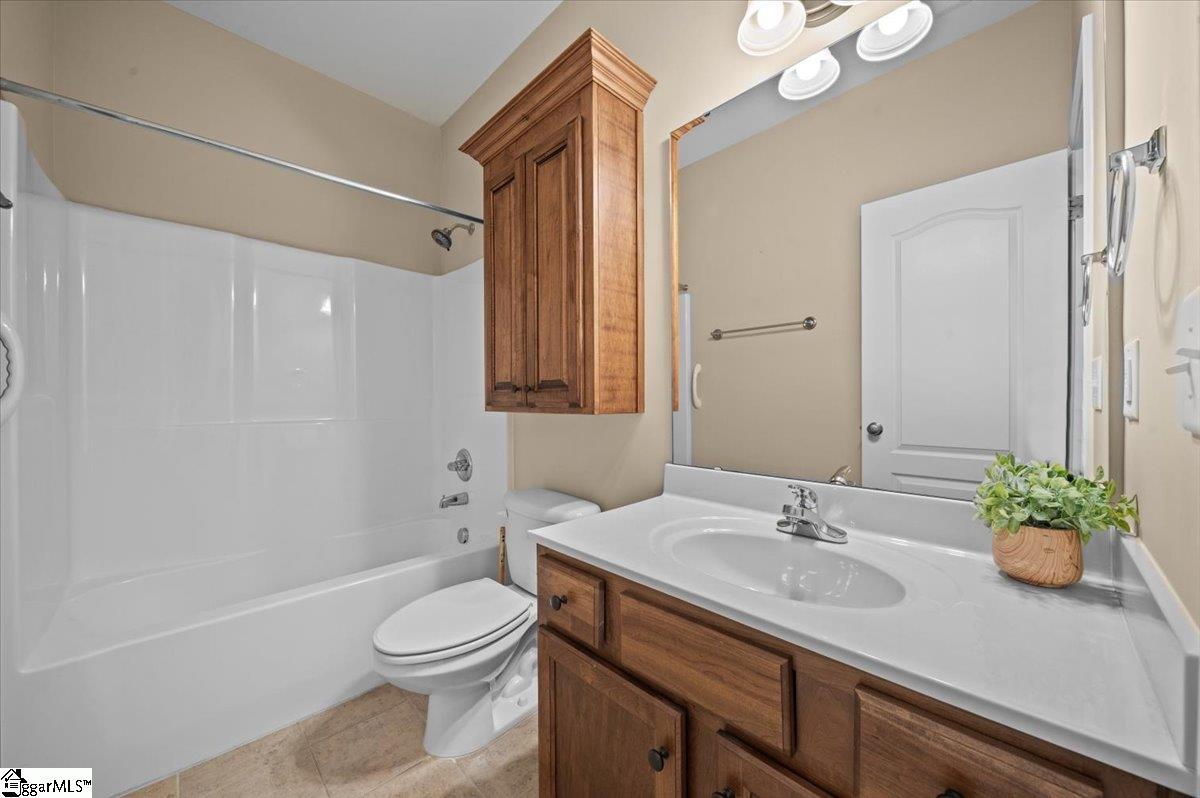 237 Medoc Lane Moore, SC 29369