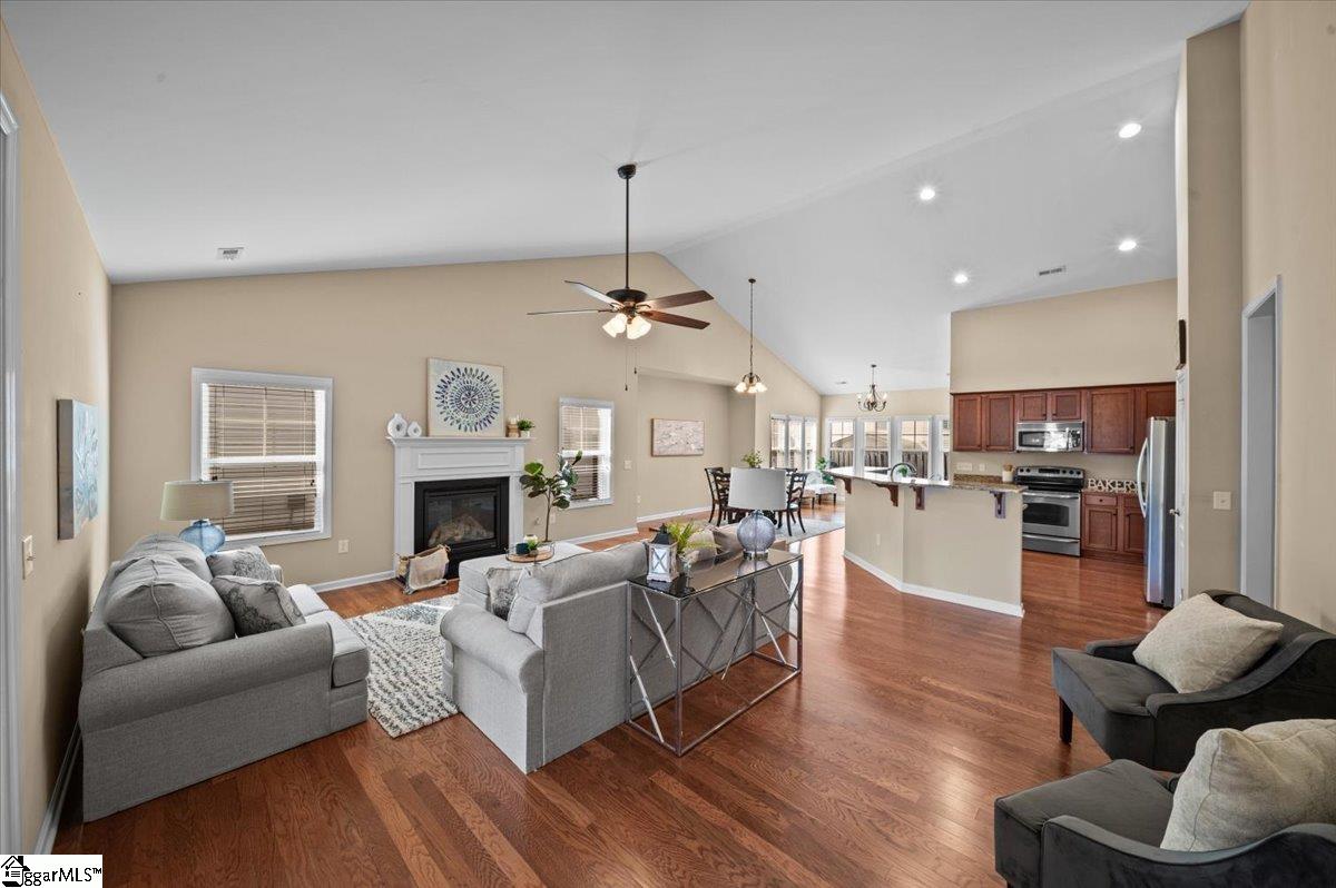 237 Medoc Lane Moore, SC 29369