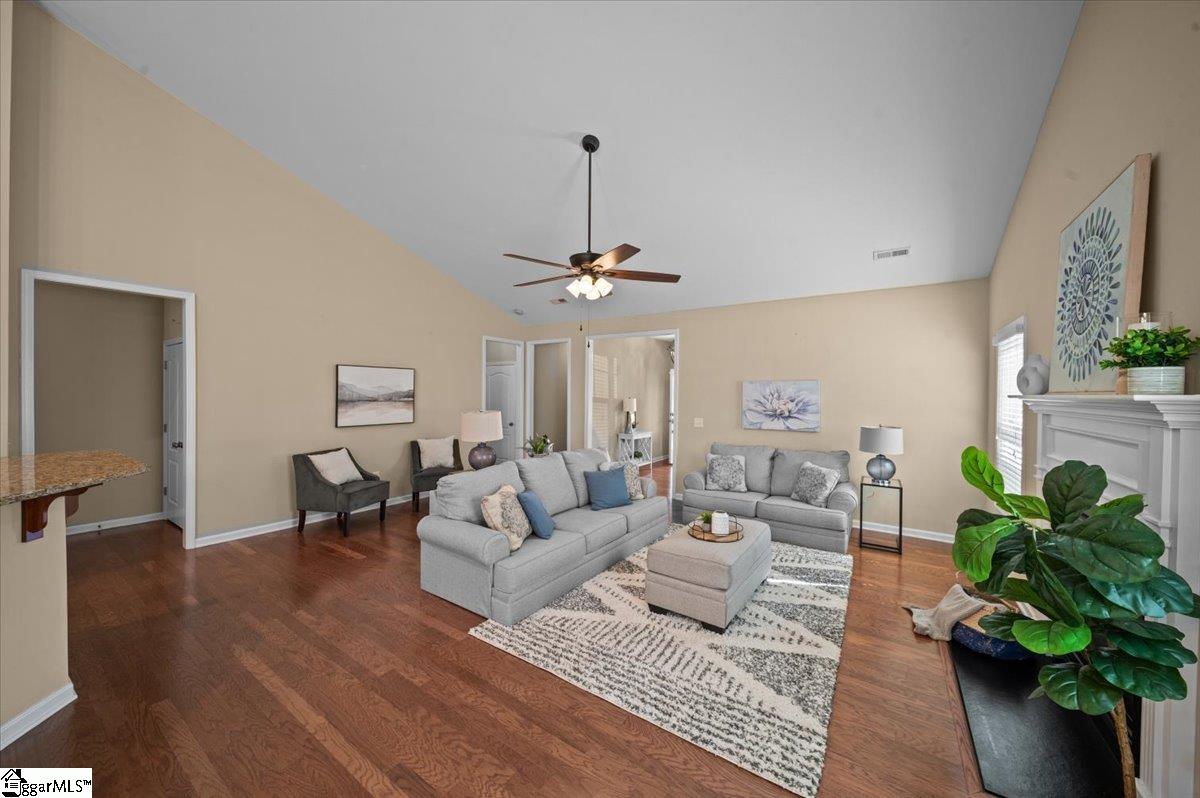 237 Medoc Lane Moore, SC 29369