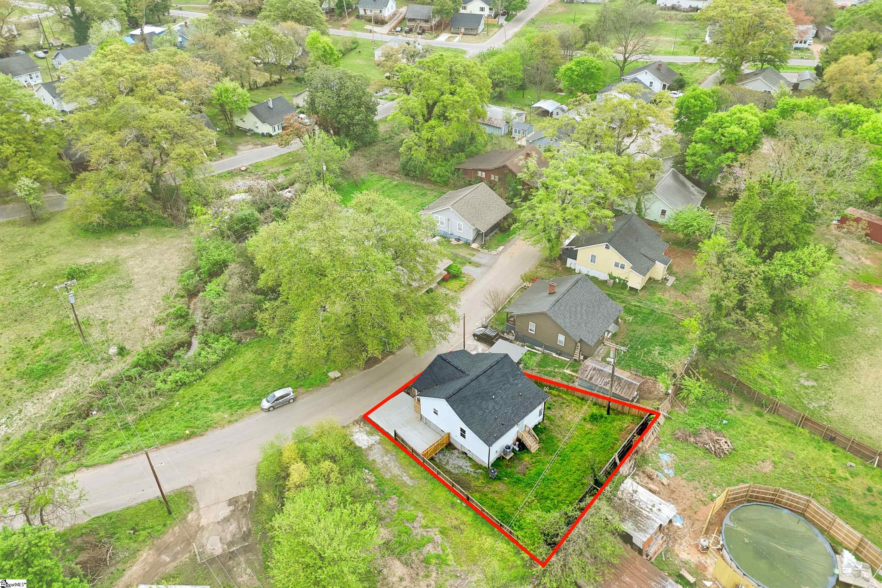 23 Ross Street Greenville, SC 29611