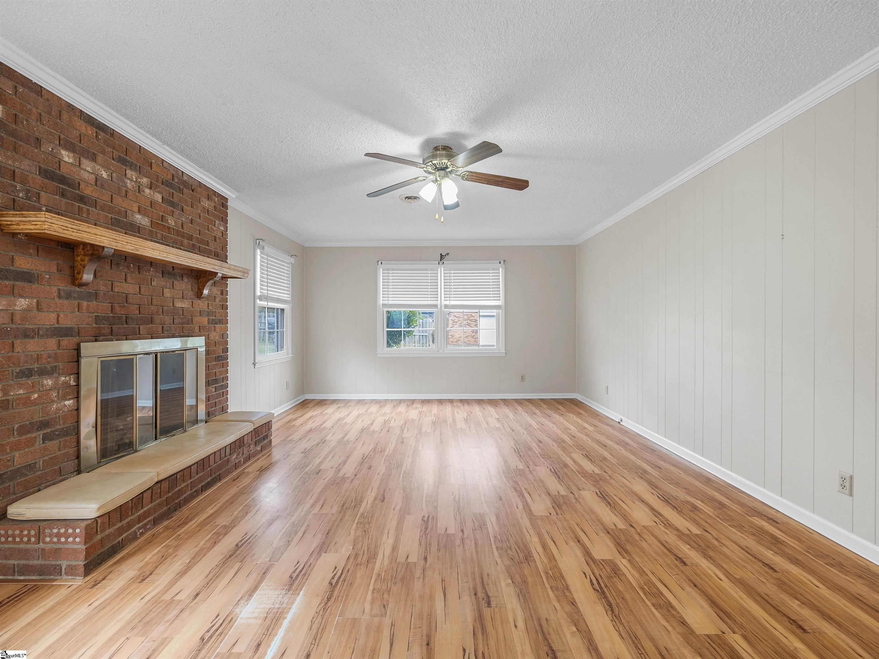 10 Sally Street Spartanburg, SC 29301