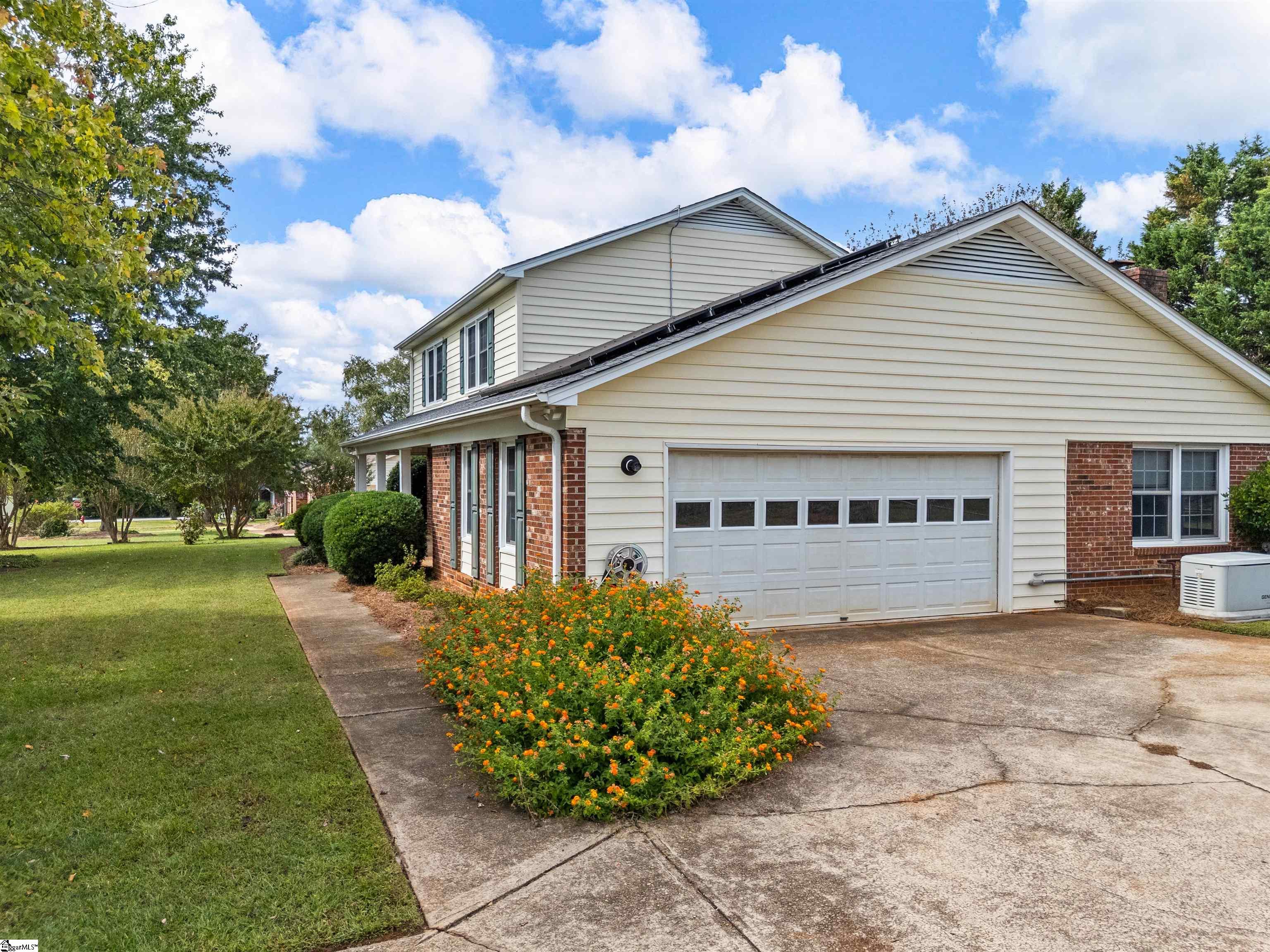 10 Sally Street Spartanburg, SC 29301