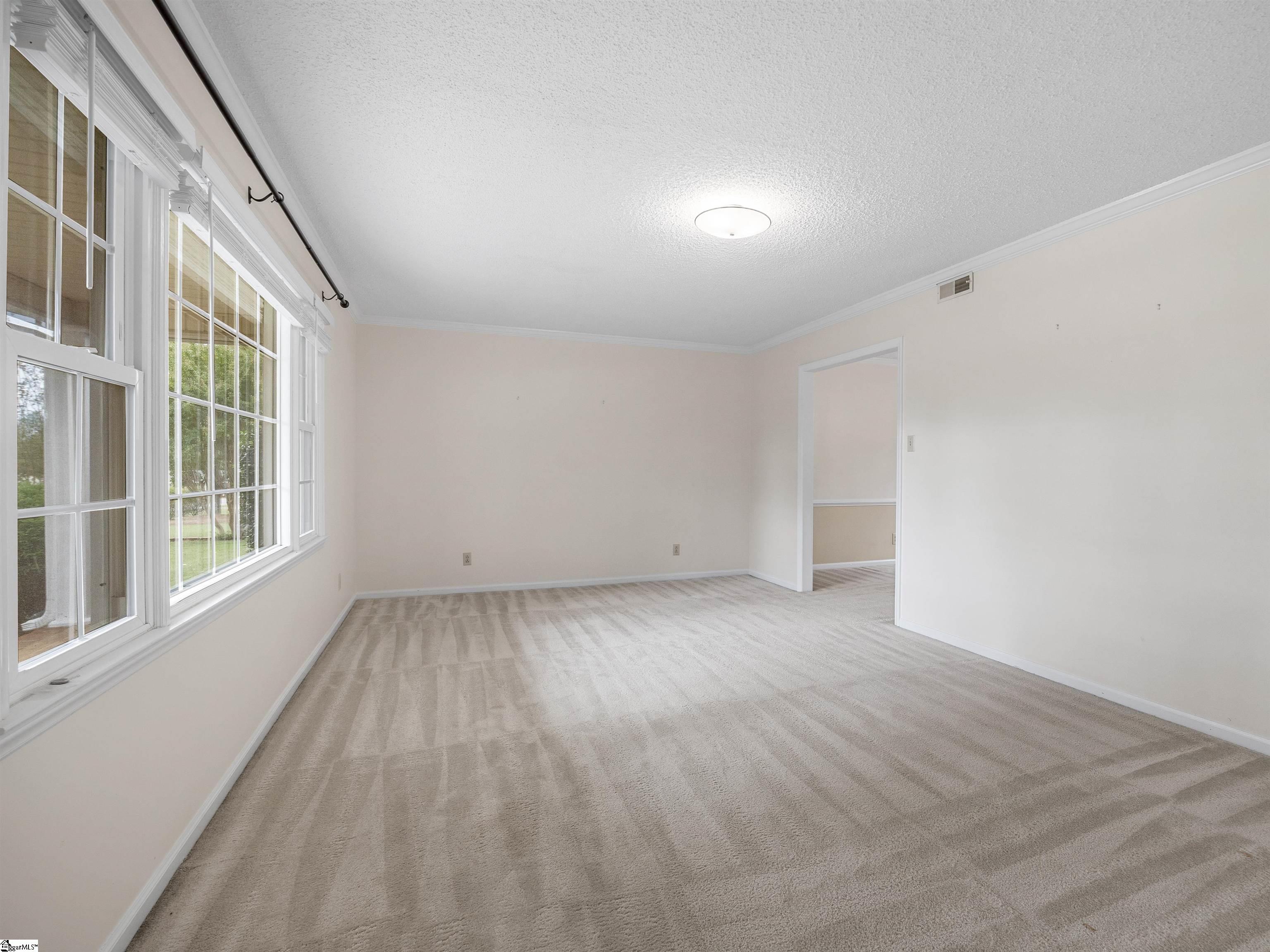 10 Sally Street Spartanburg, SC 29301