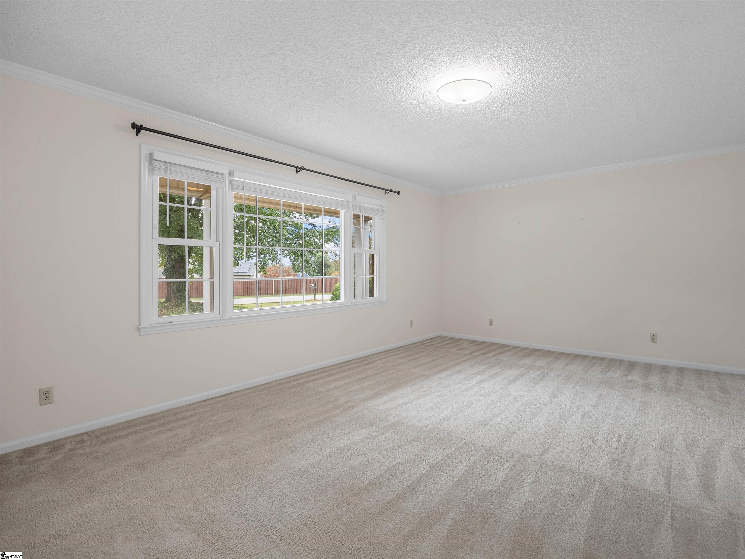 10 Sally Street Spartanburg, SC 29301