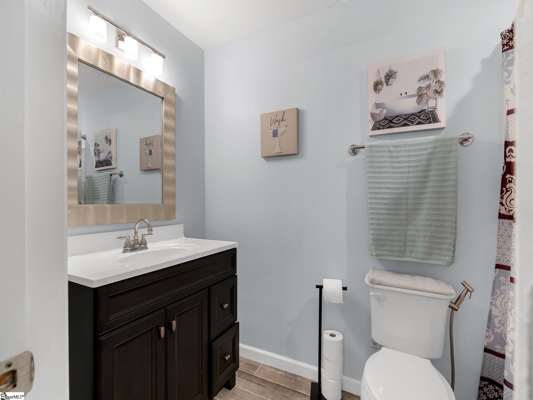 9 Lee Street Liberty, SC 29657