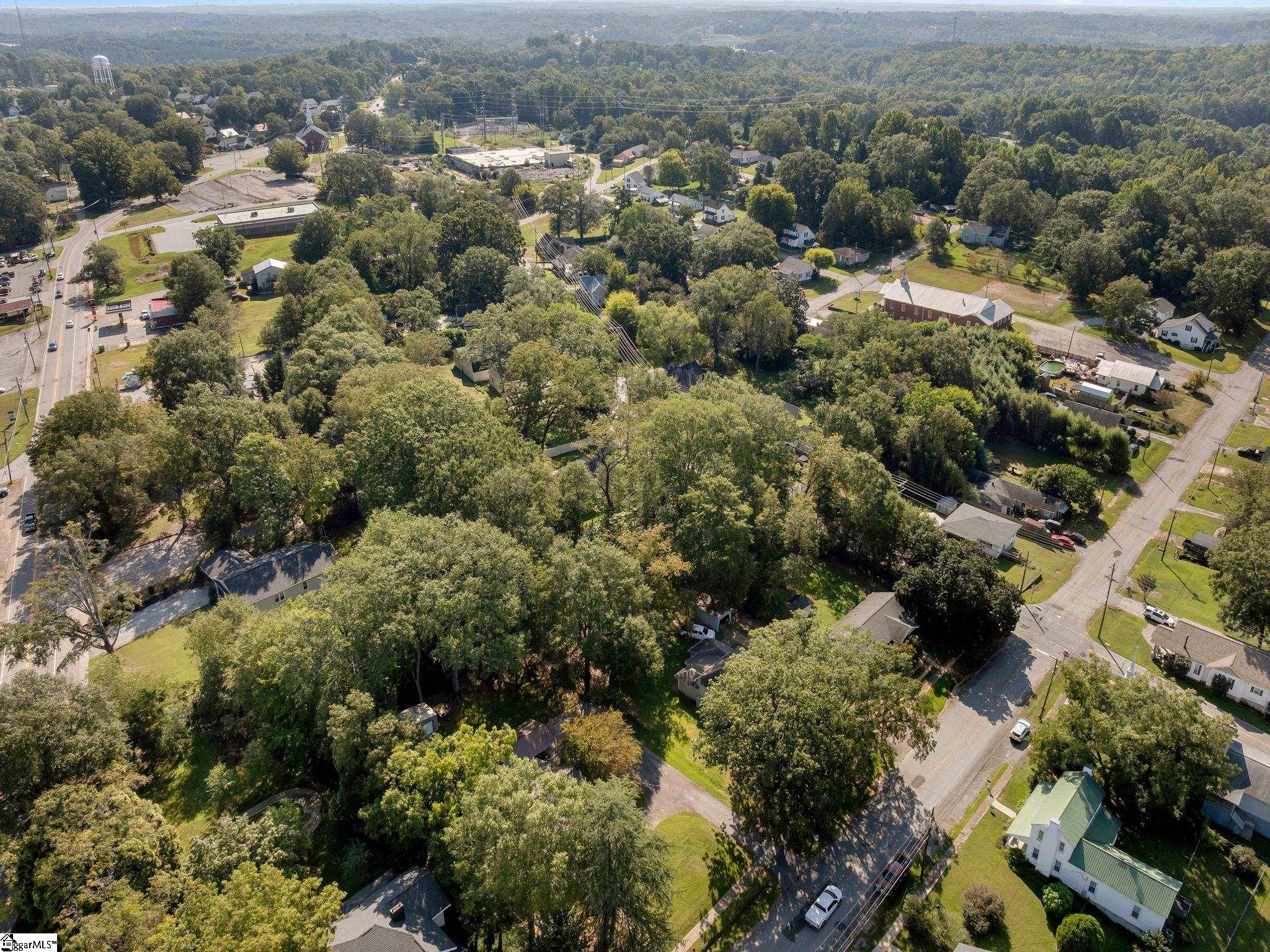 9 Lee Street Liberty, SC 29657