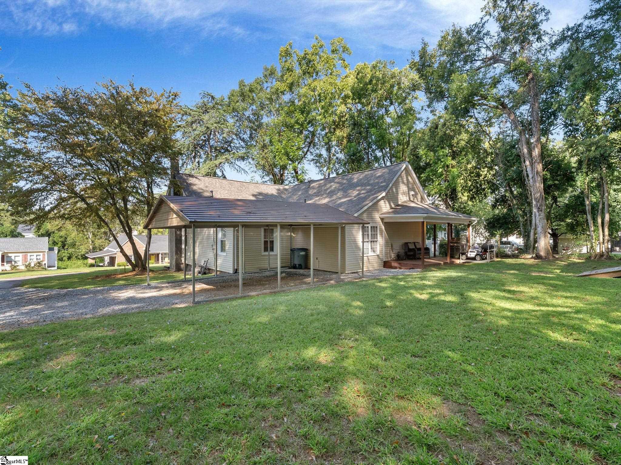 9 Lee Street Liberty, SC 29657