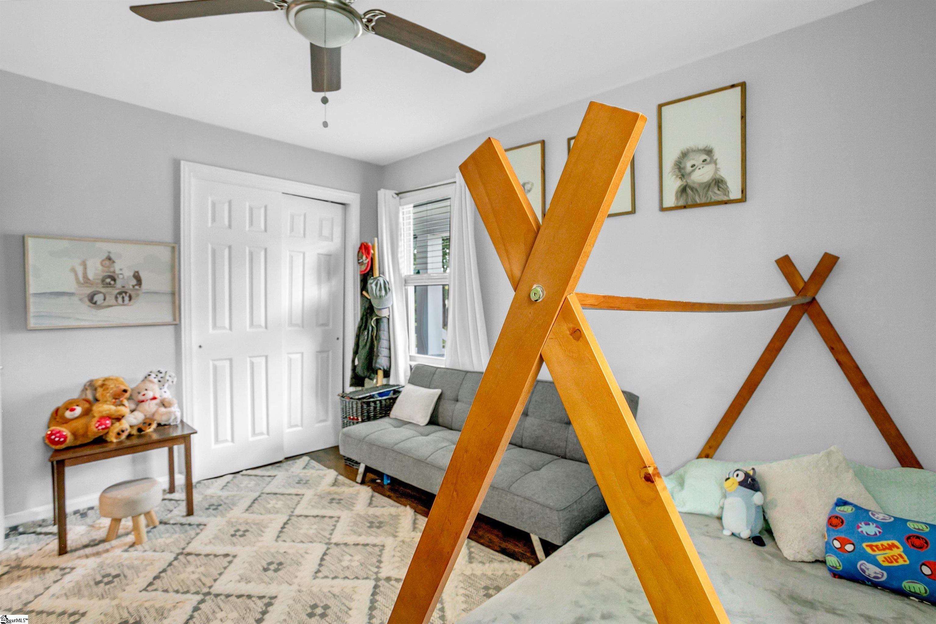 613 E Florida Avenue Clinton, SC 29325