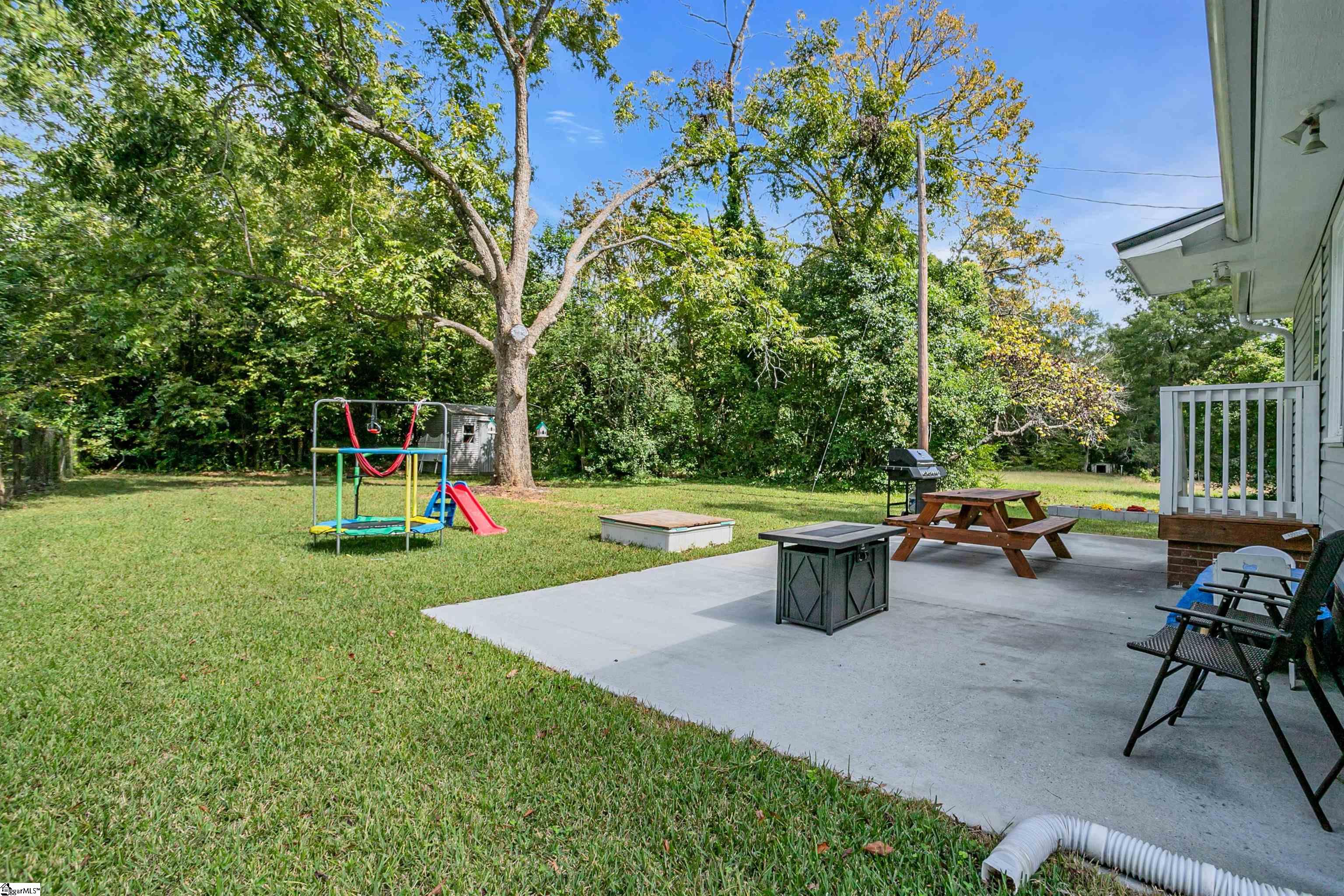 613 E Florida Avenue Clinton, SC 29325