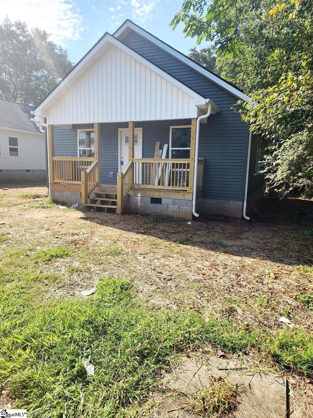 140 Broadus Street Greer, SC 29651