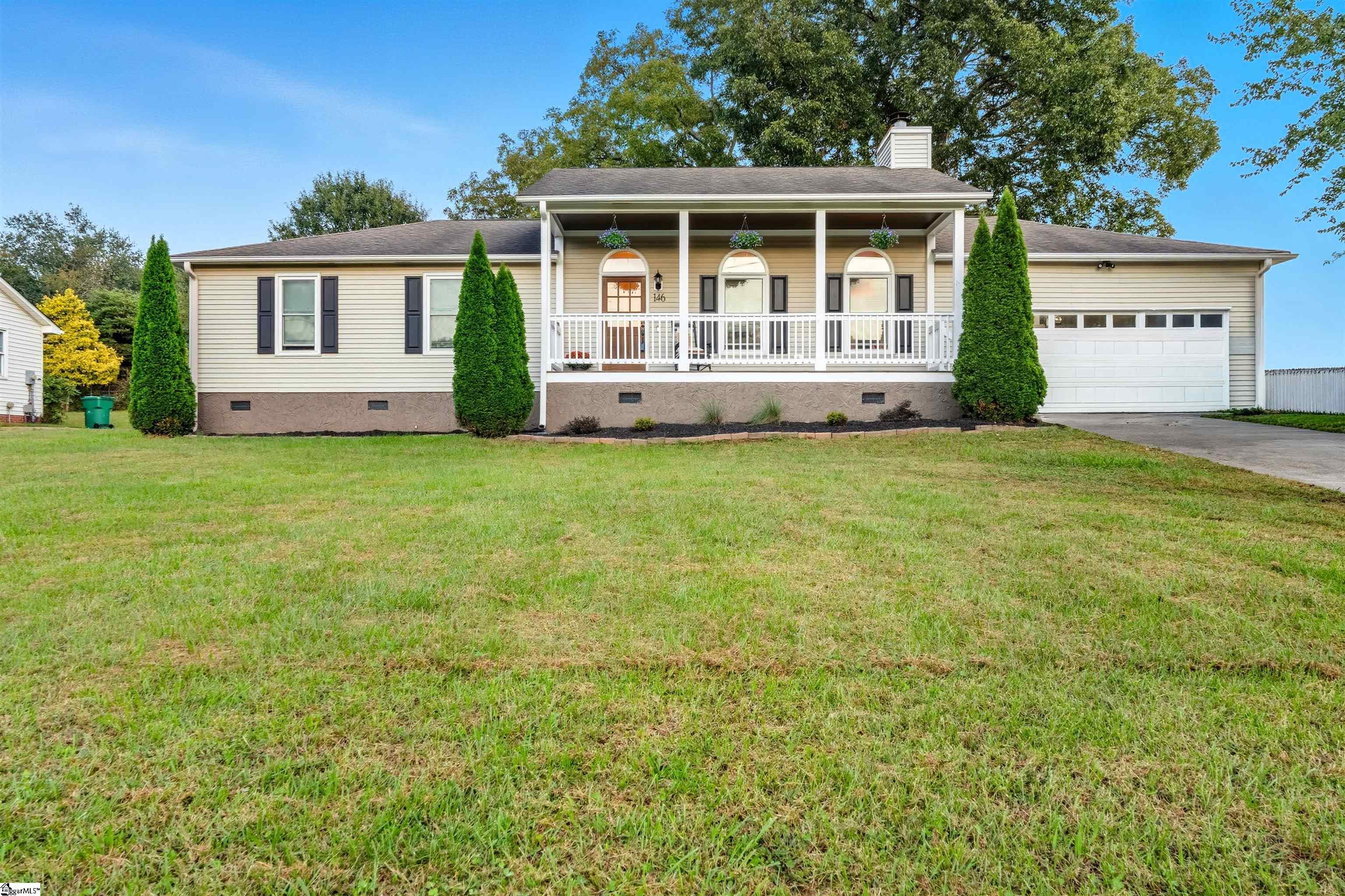146 W McElhaney Road Taylors, SC 29687