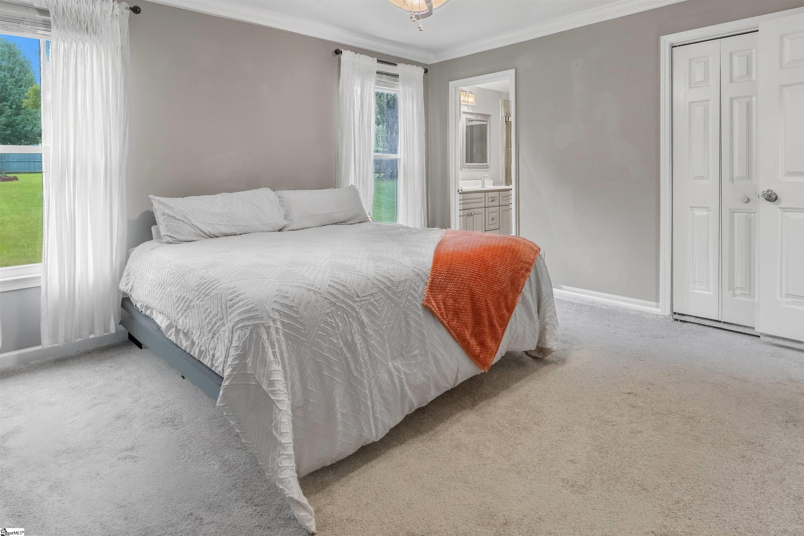 146 W McElhaney Road Taylors, SC 29687
