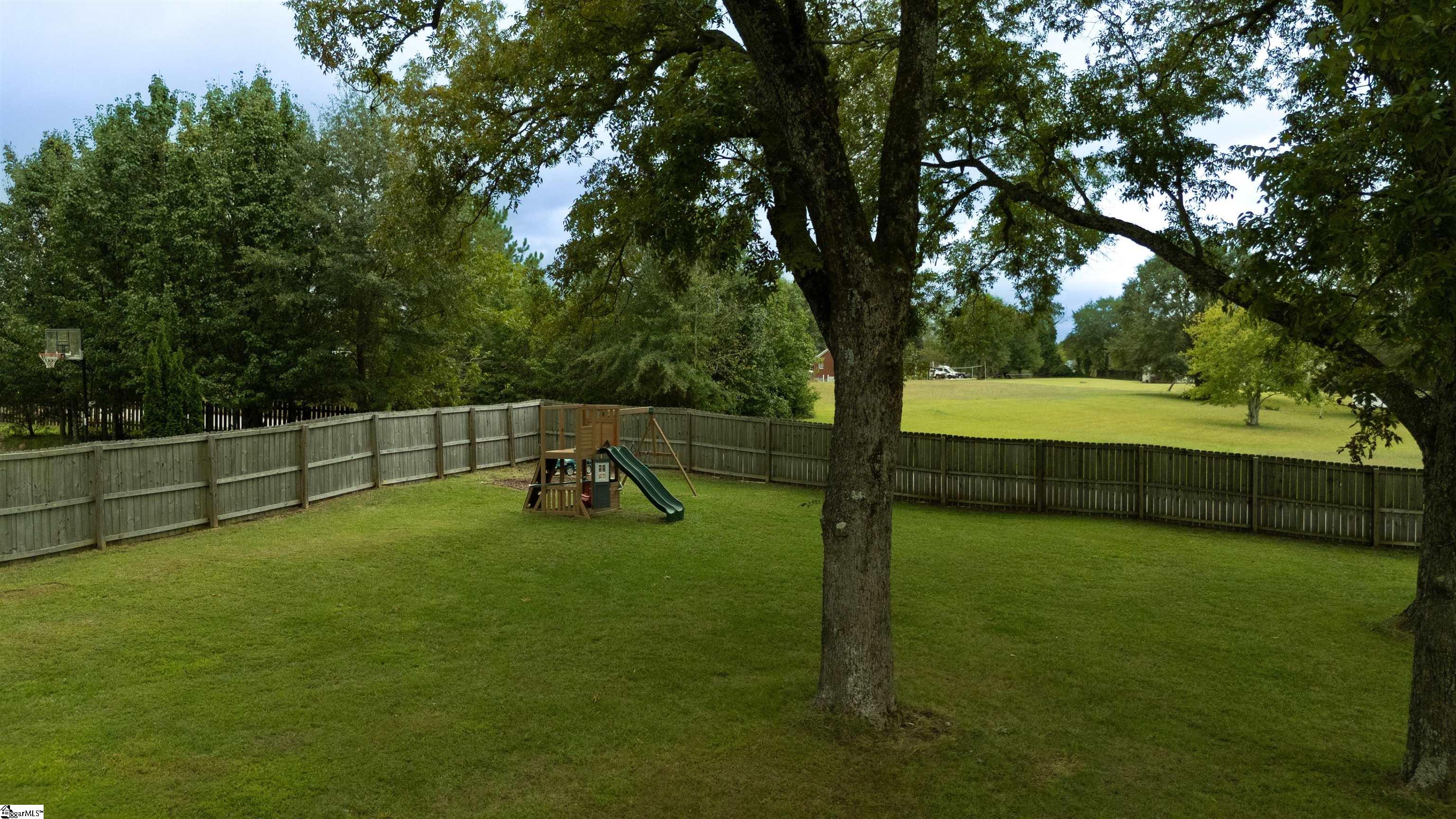 146 W McElhaney Road Taylors, SC 29687
