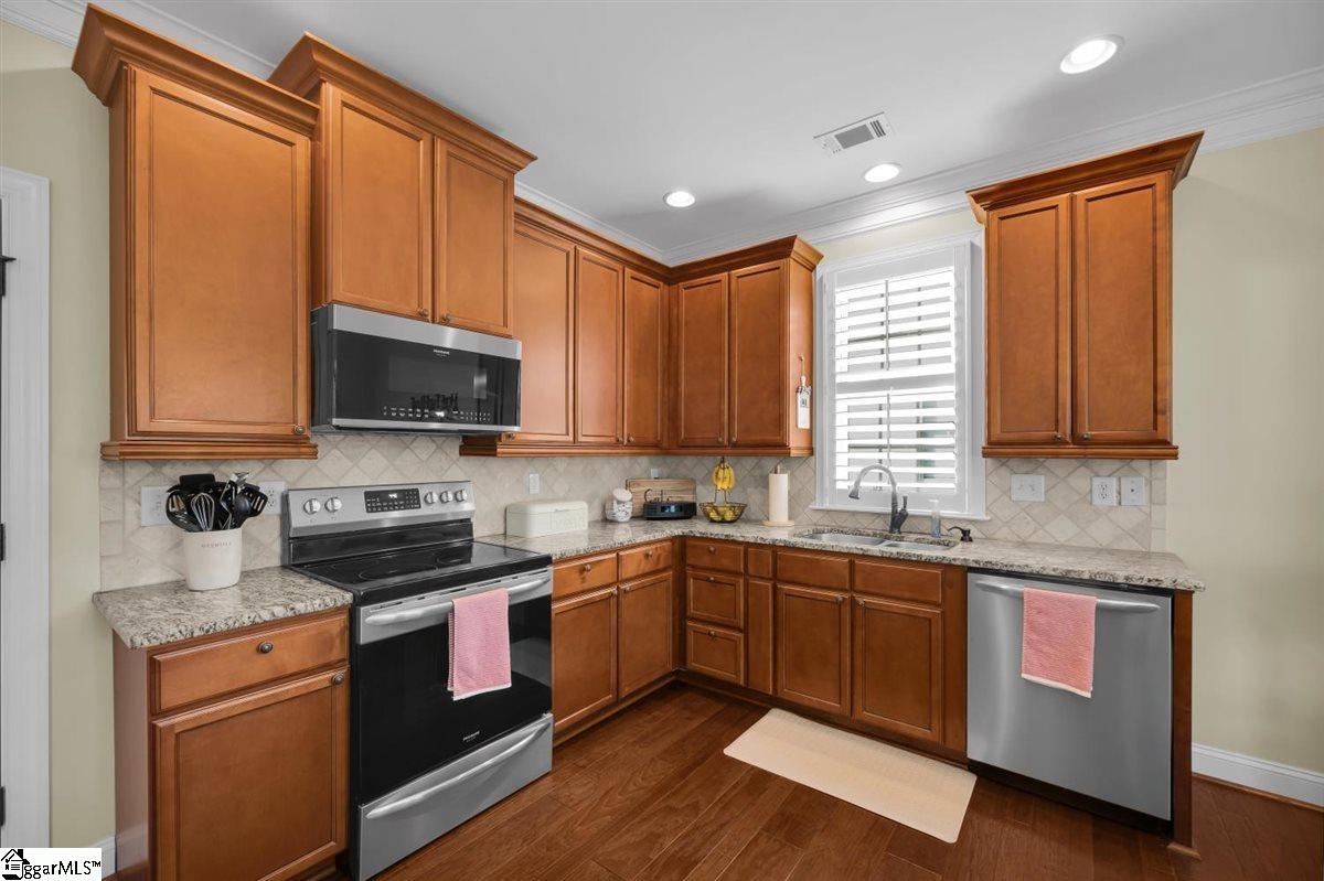 39 Briarhill Drive Simpsonville, SC 29680