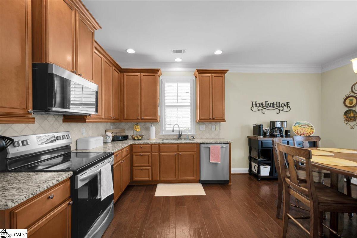 39 Briarhill Drive Simpsonville, SC 29680