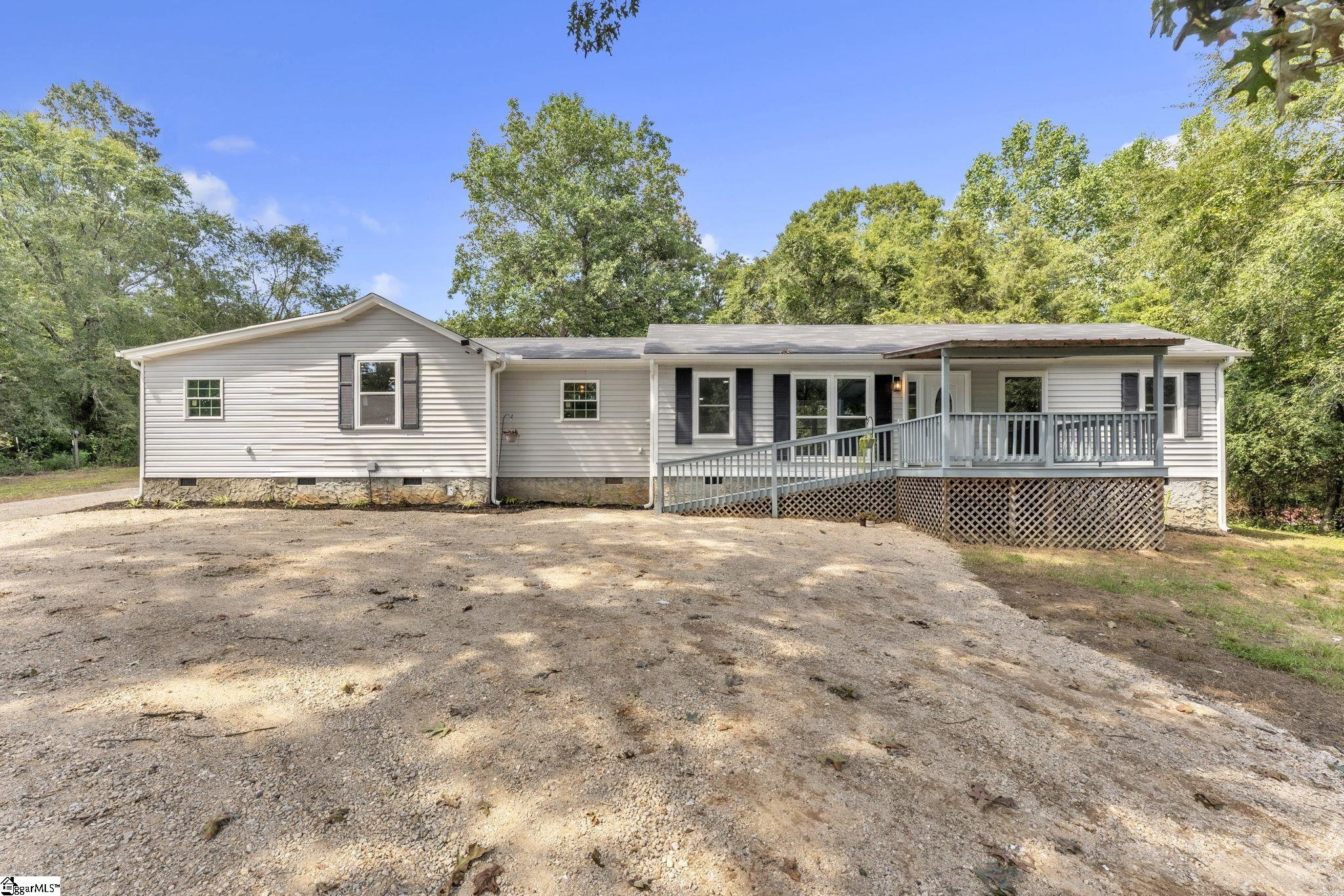 646 Millrock Church Road Gray Court, SC 29645