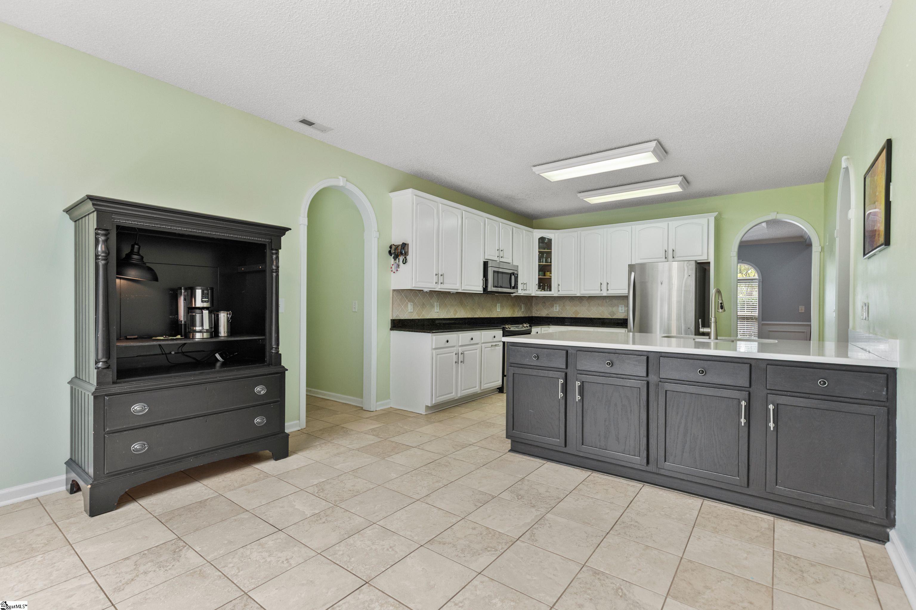 477 Waterford Point Drive Boiling Springs, SC 29316
