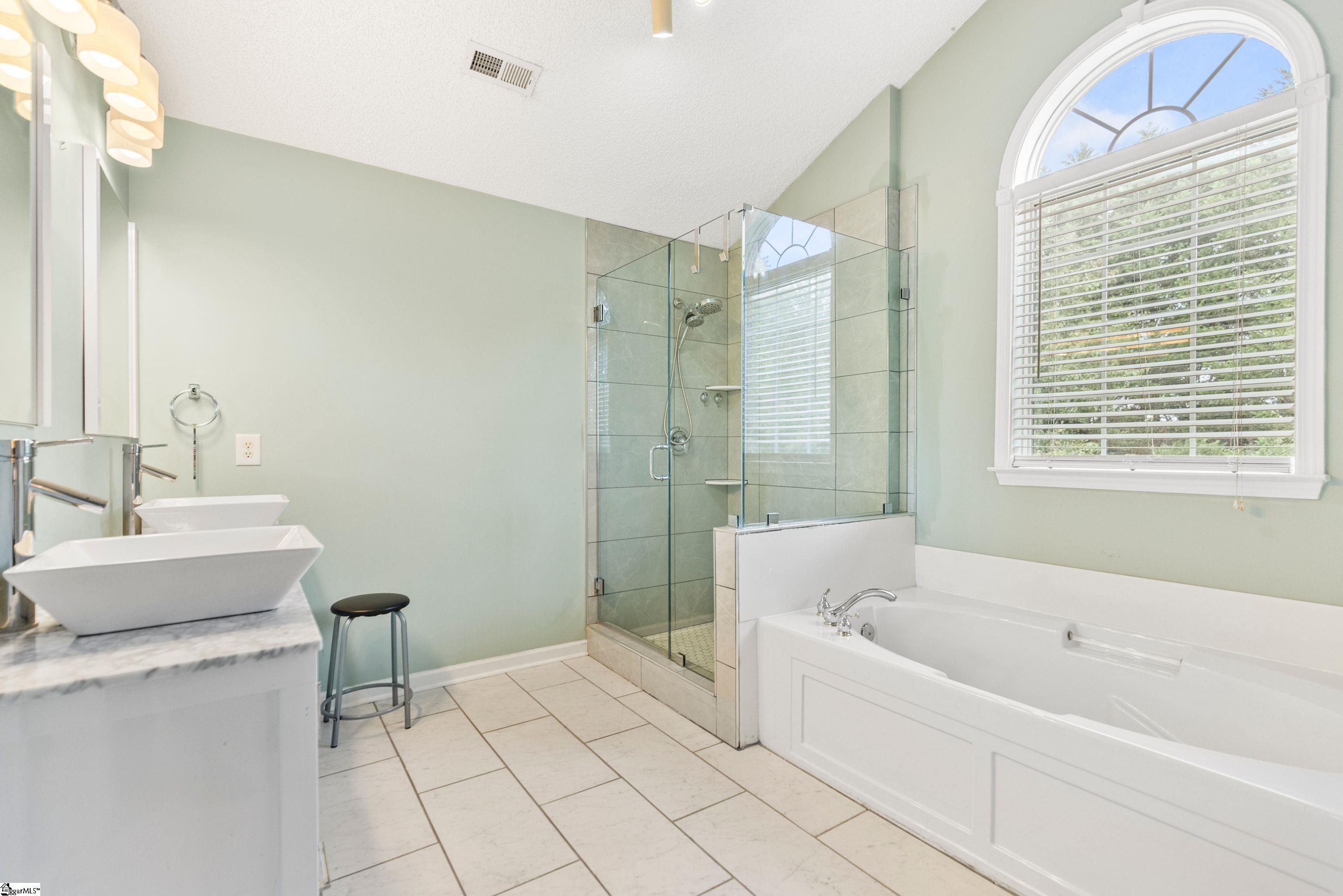 477 Waterford Point Drive Boiling Springs, SC 29316