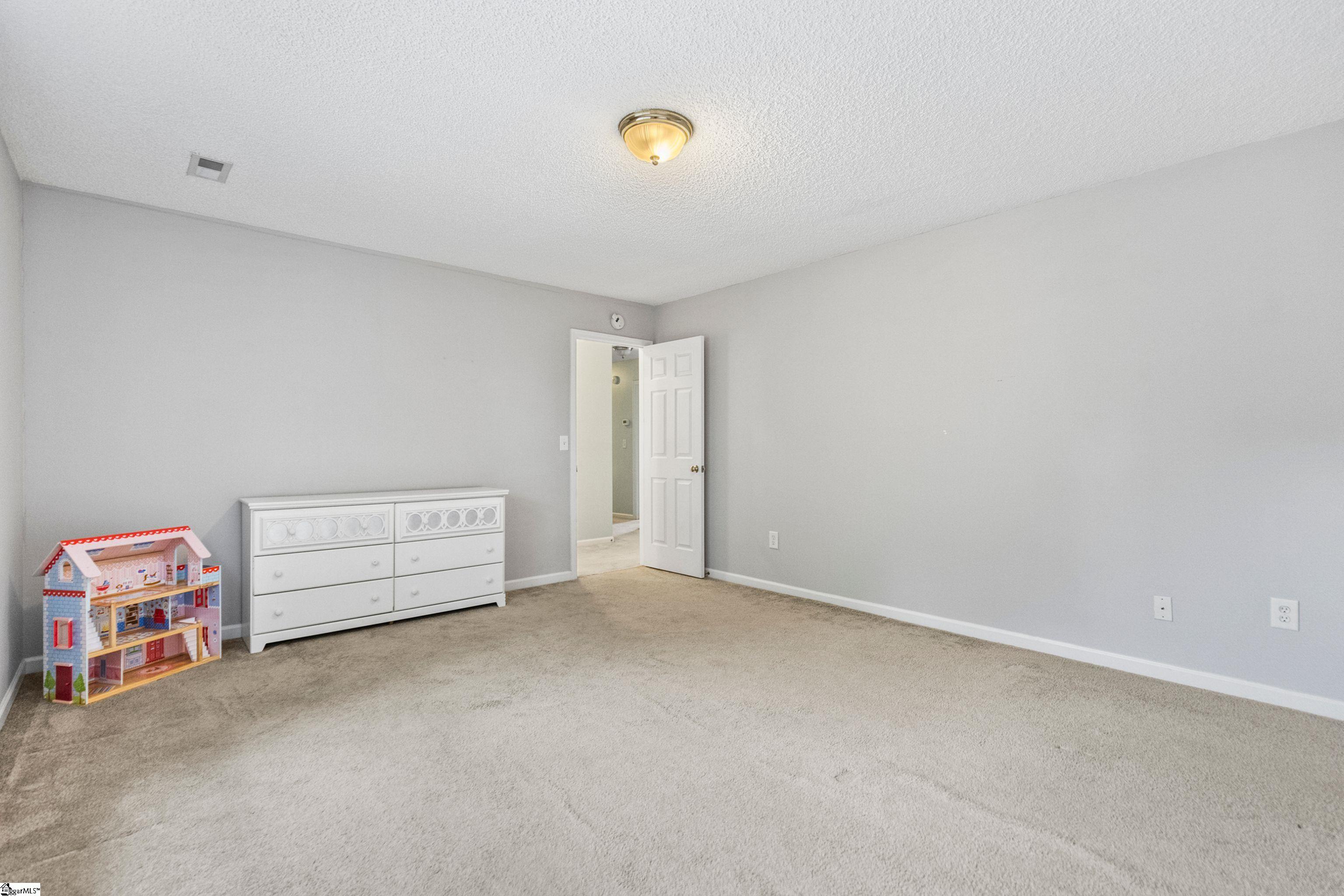 477 Waterford Point Drive Boiling Springs, SC 29316