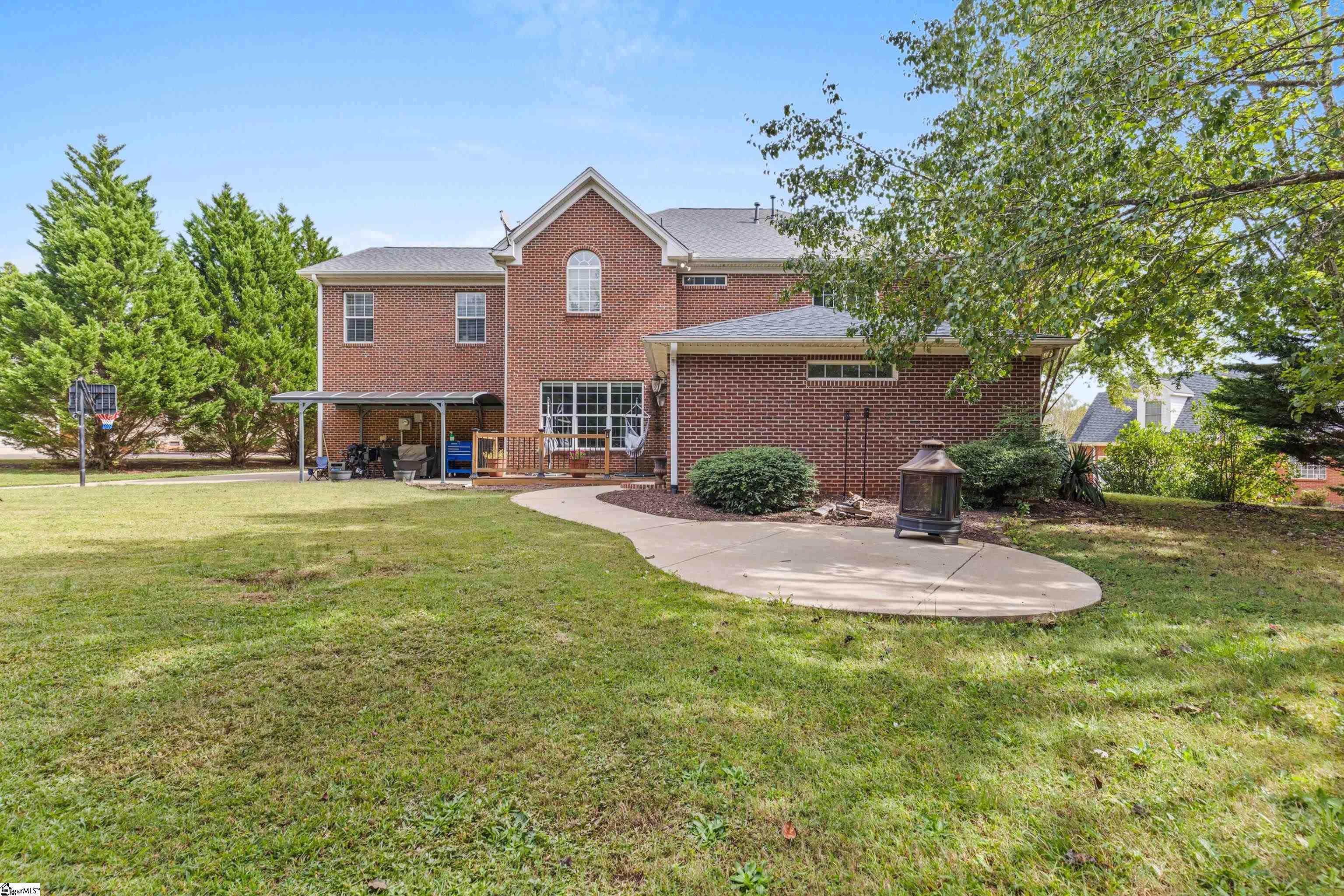 477 Waterford Point Drive Boiling Springs, SC 29316