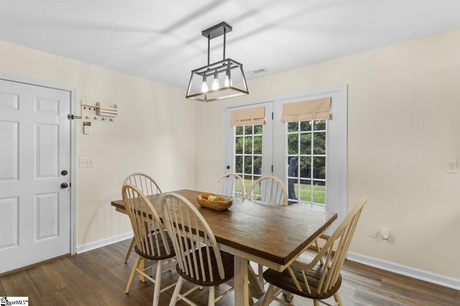 102 Lochenshire Place Belton, SC 29627