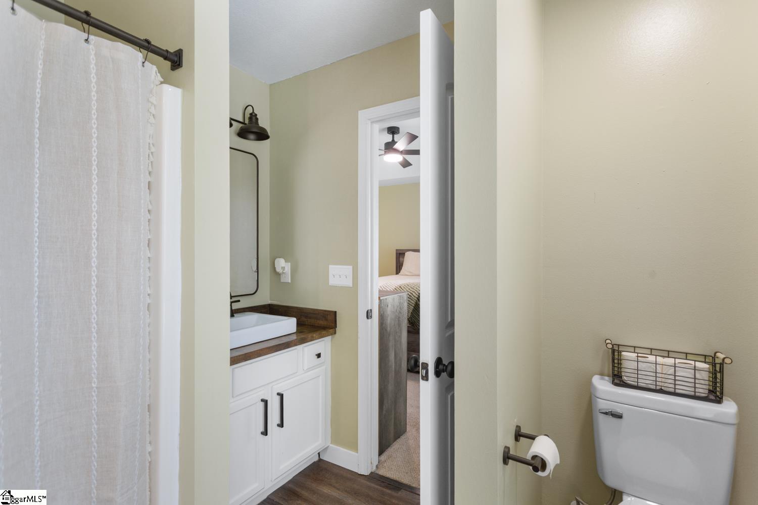 102 Lochenshire Place Belton, SC 29627