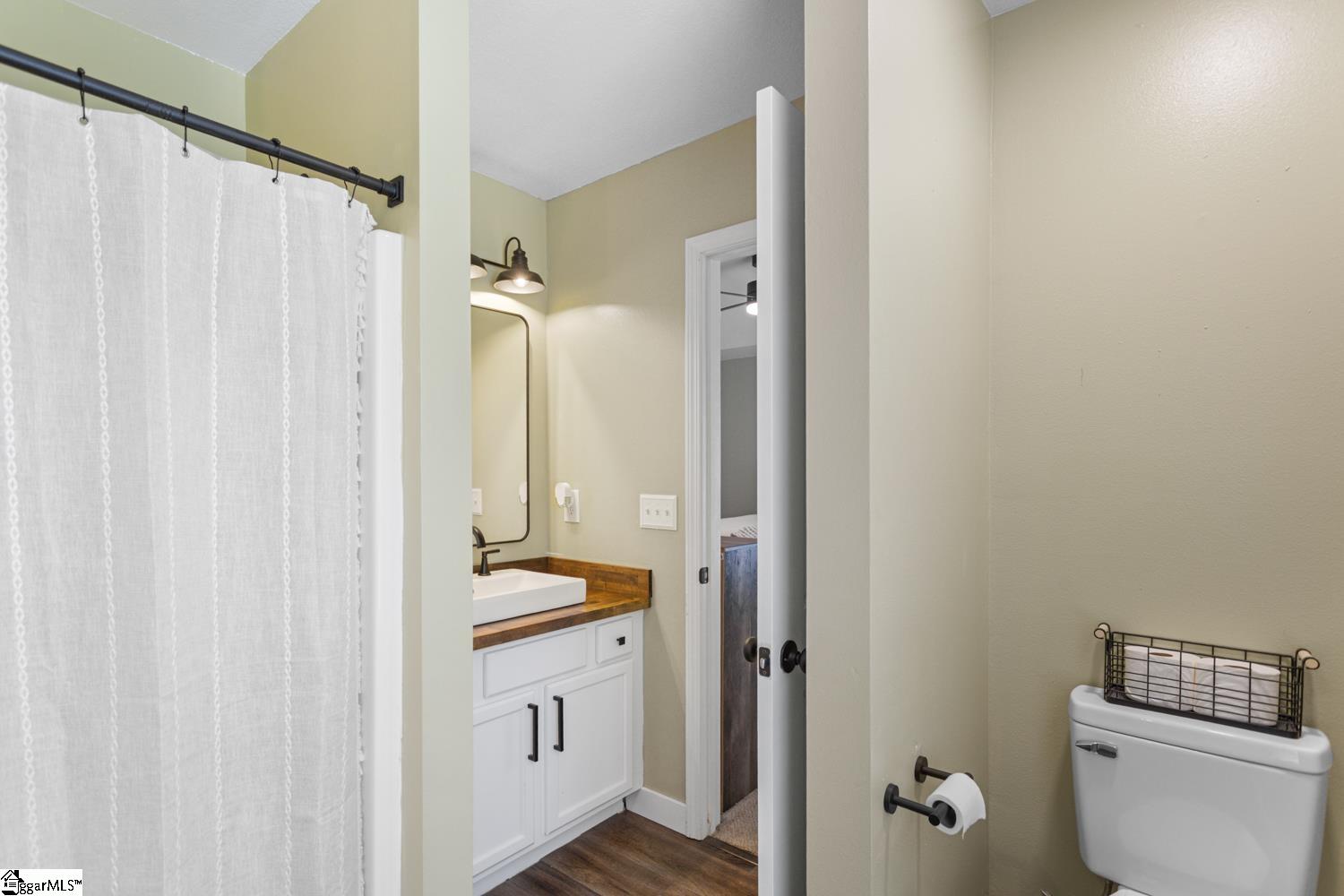 102 Lochenshire Place Belton, SC 29627