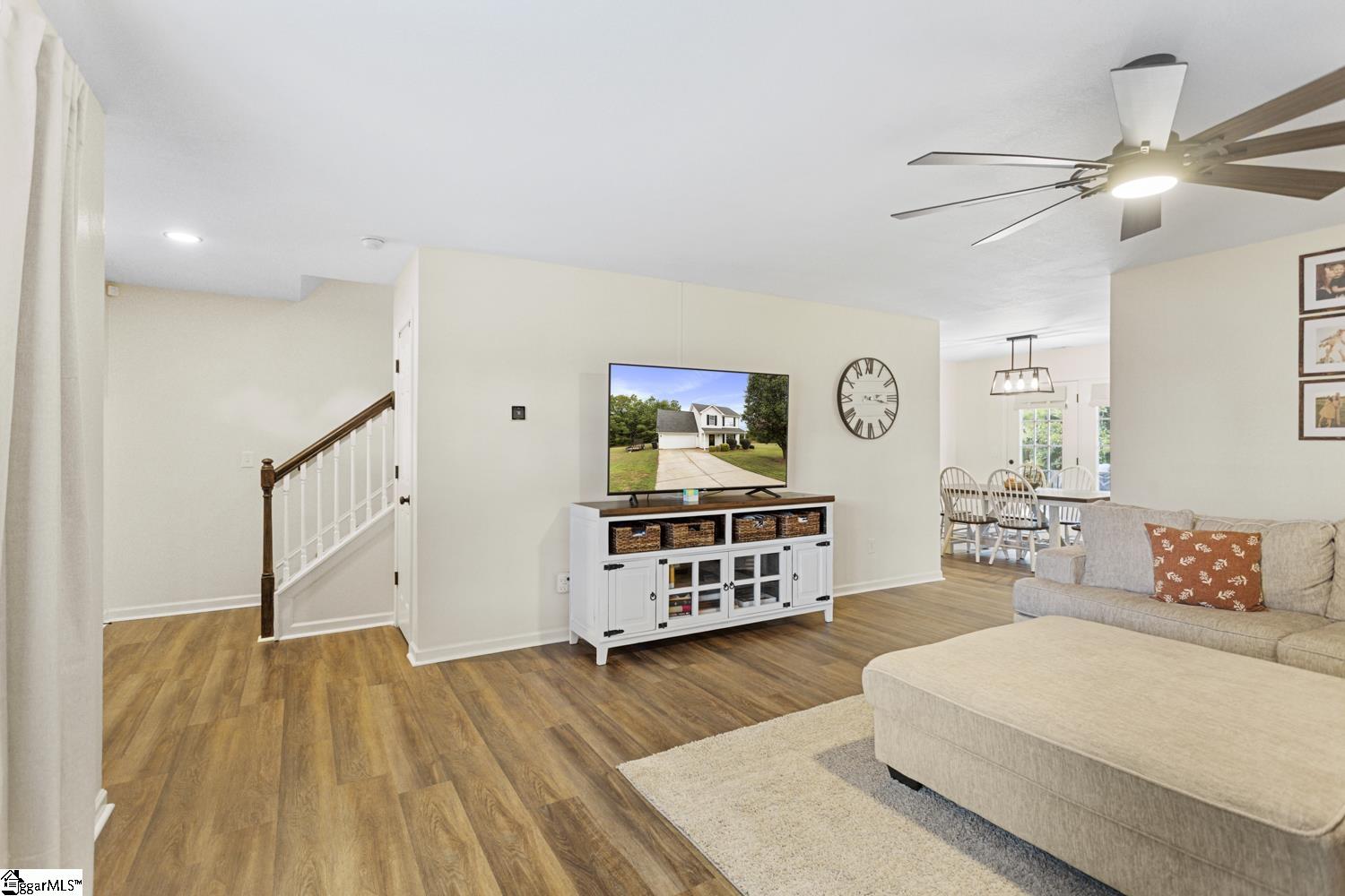 102 Lochenshire Place Belton, SC 29627