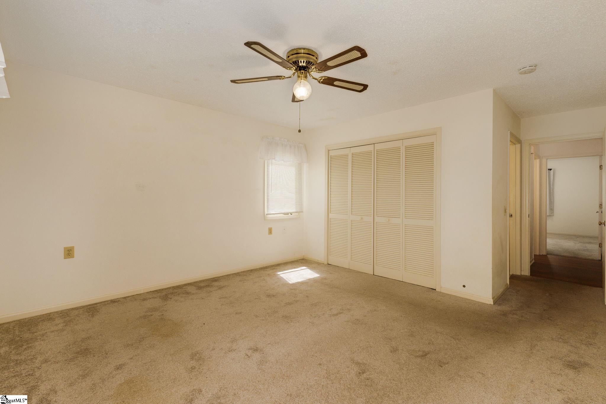 208 Creek Forest Drive Greenville, SC 29615-5302