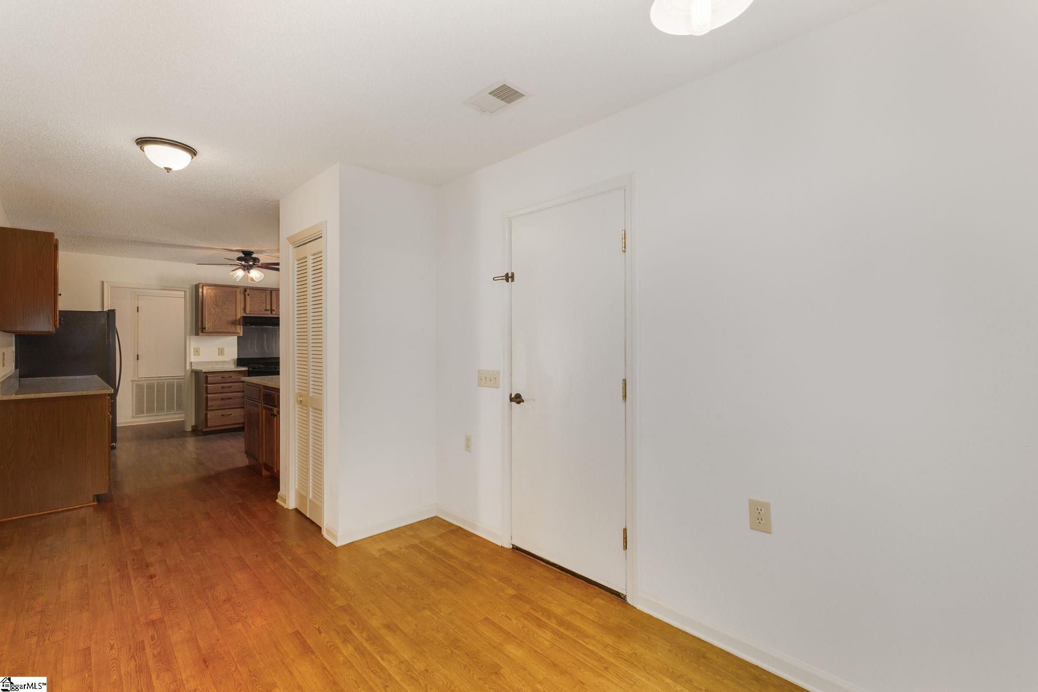 208 Creek Forest Drive Greenville, SC 29615-5302