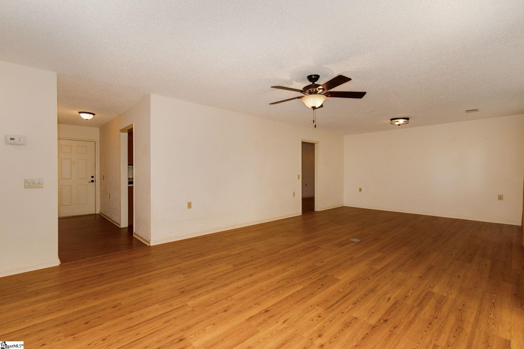 208 Creek Forest Drive Greenville, SC 29615-5302