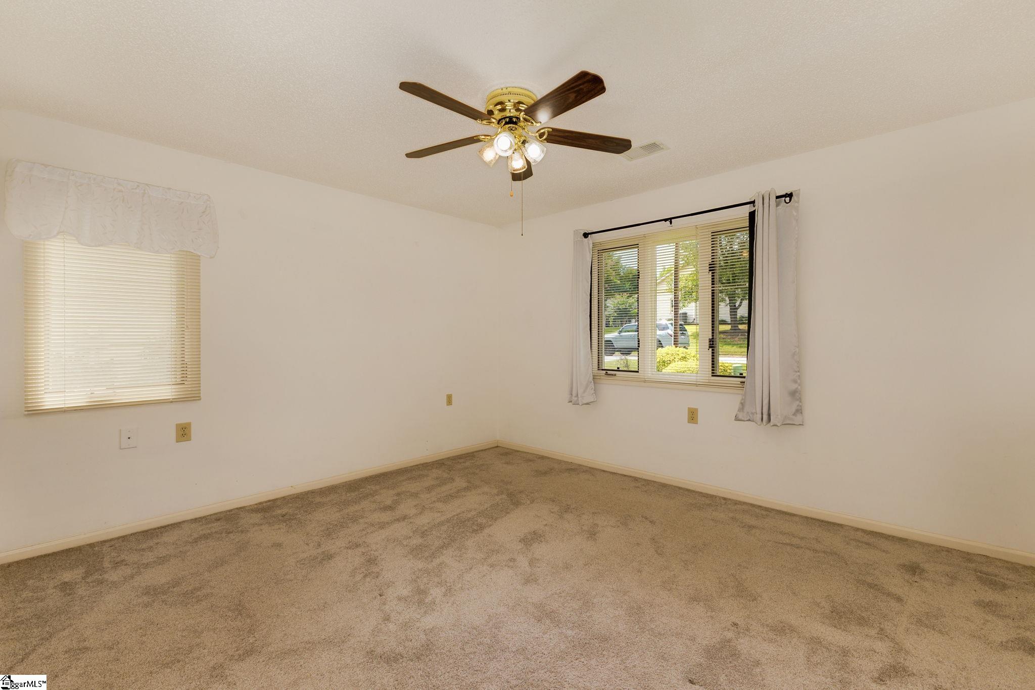 208 Creek Forest Drive Greenville, SC 29615-5302