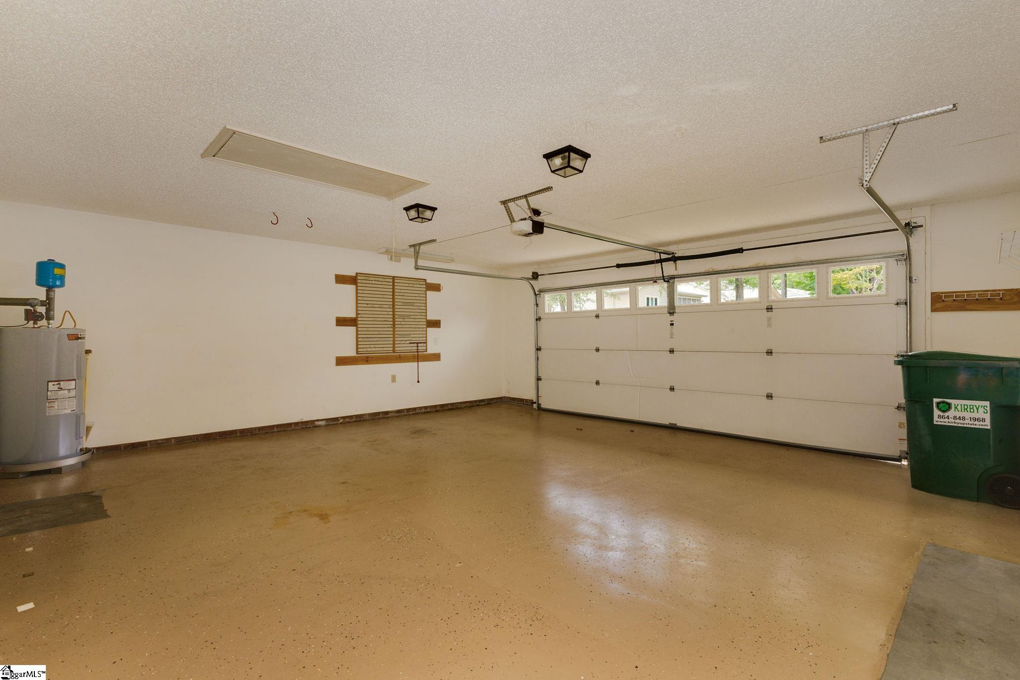 208 Creek Forest Drive Greenville, SC 29615-5302