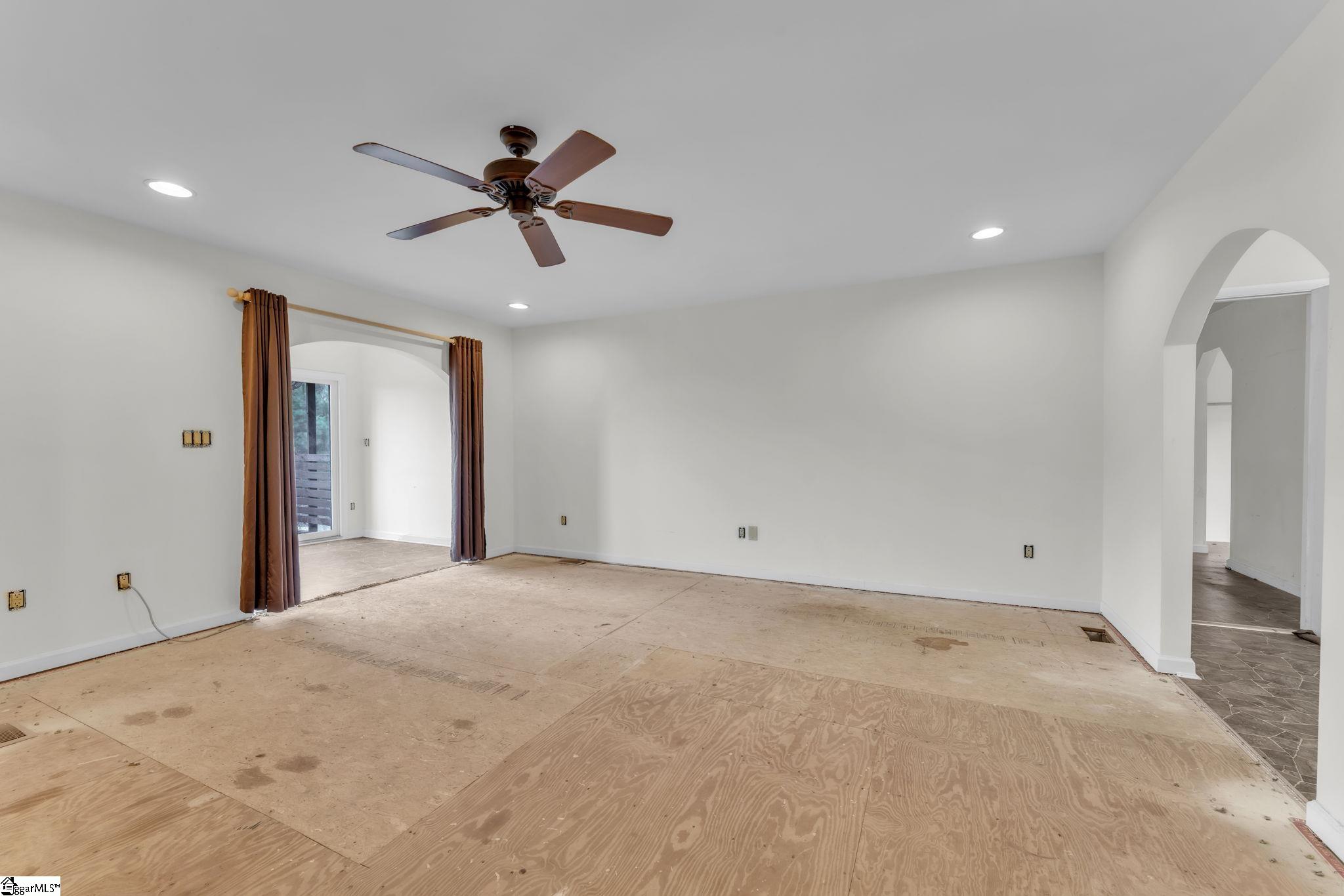 787 Breazeale Road Liberty, SC 29657