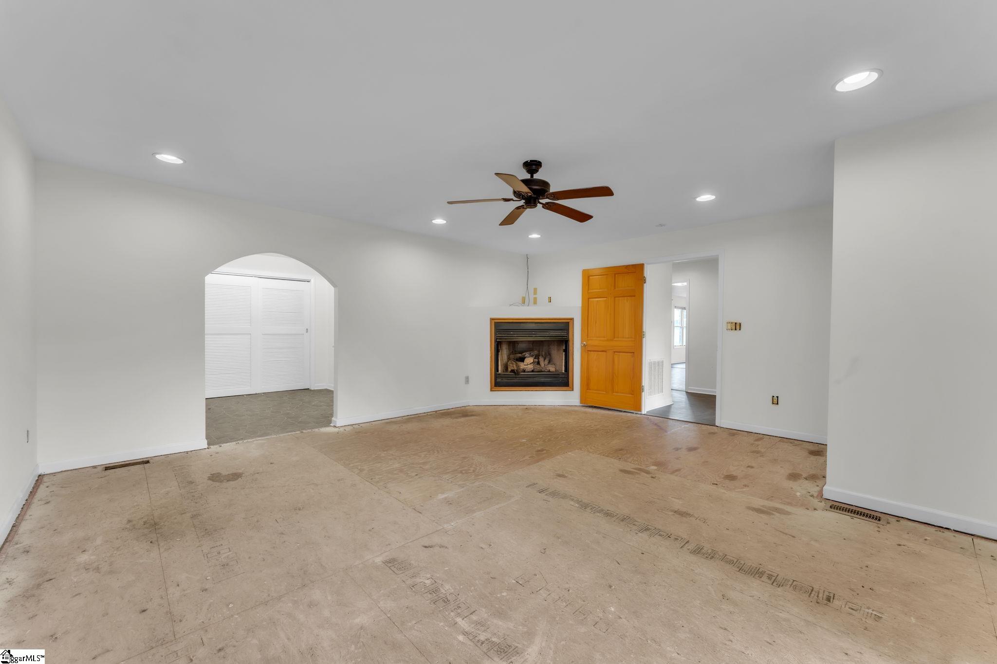 787 Breazeale Road Liberty, SC 29657