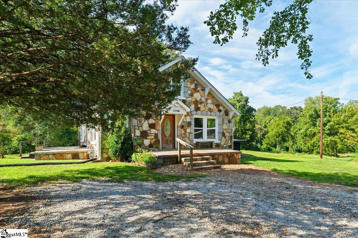 2549 Six Mile Highway Central, SC 29630